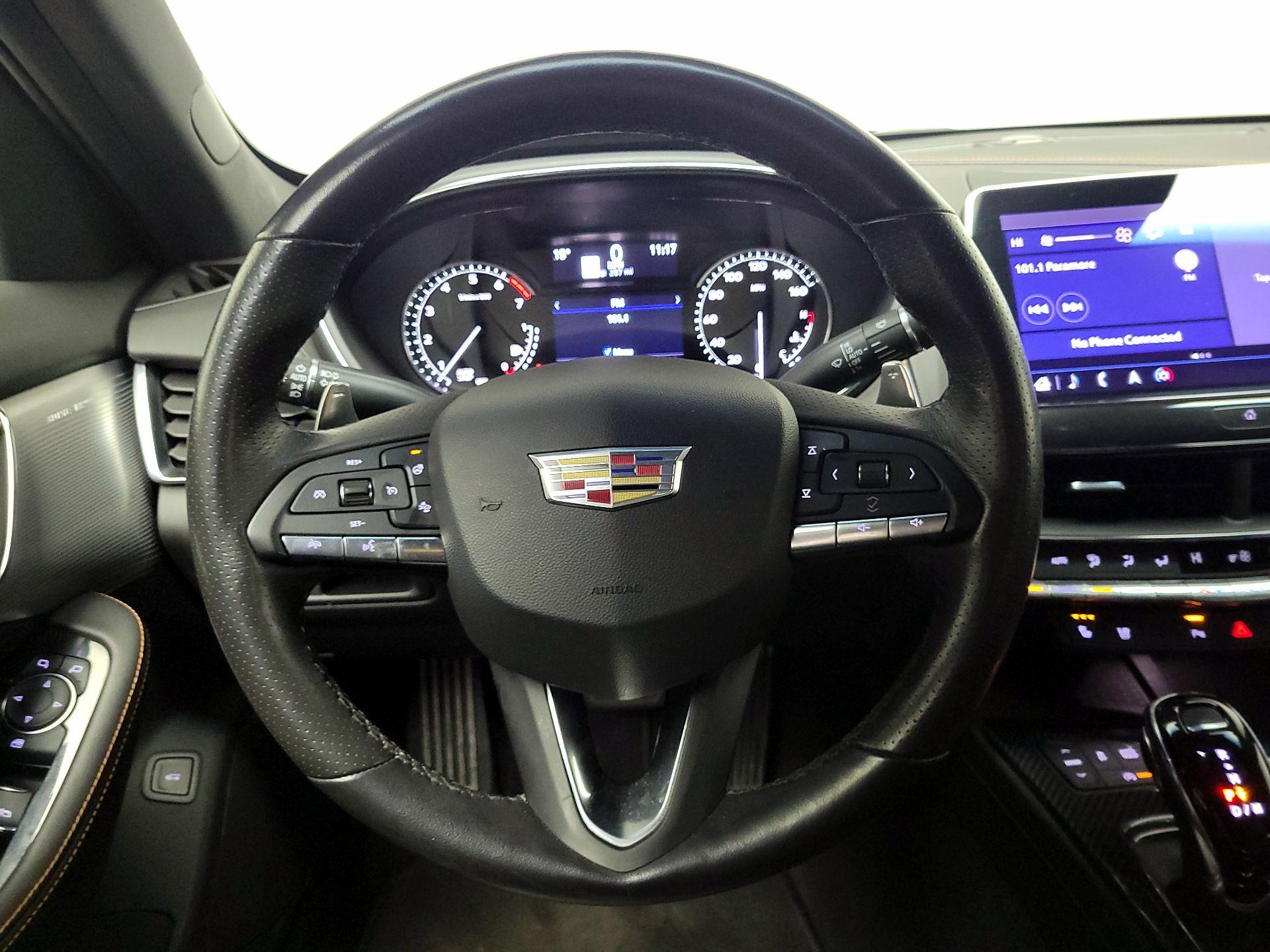 Thumbnail: 2023 Cadillac CT5 - 10