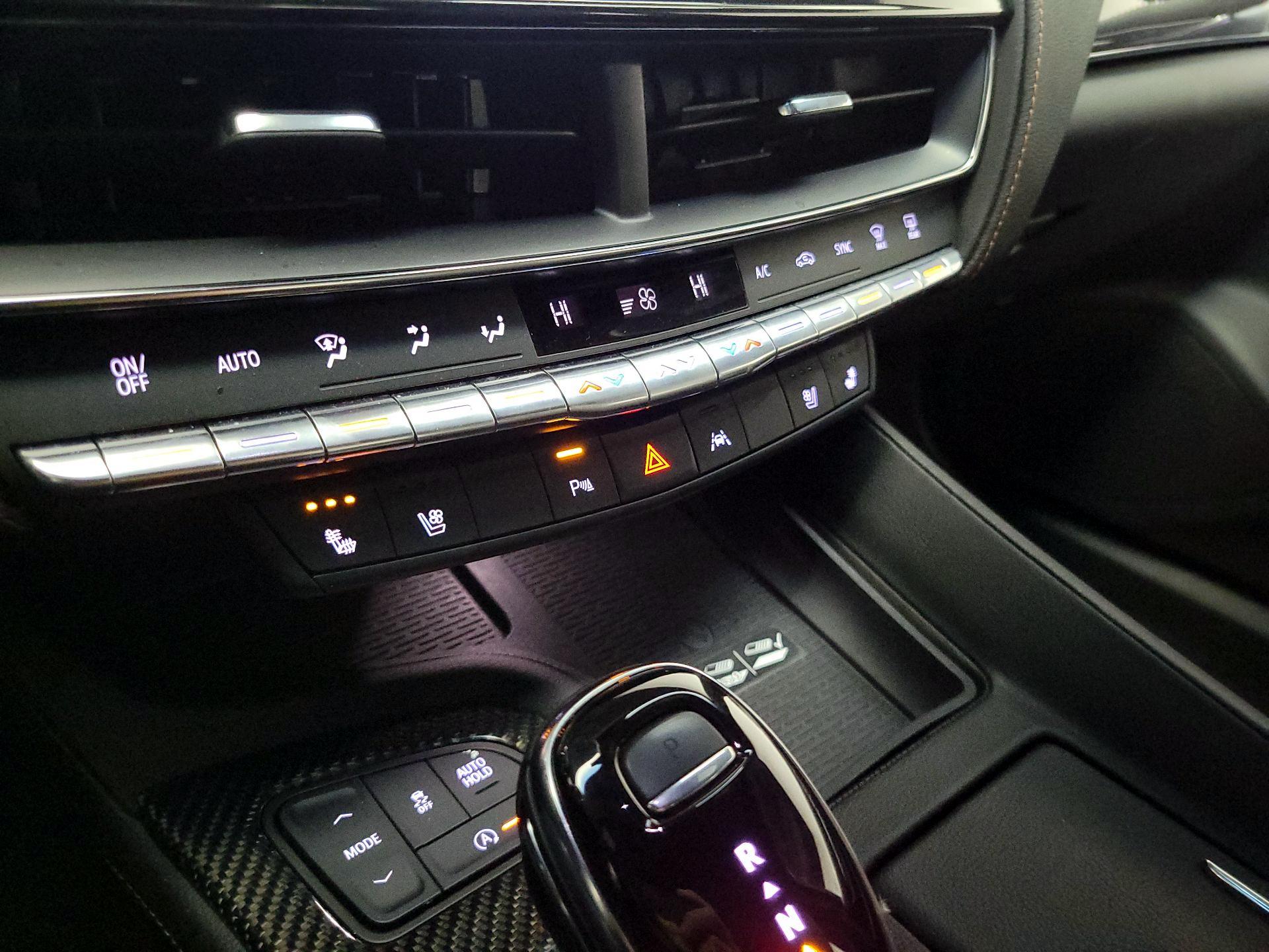 Thumbnail: 2023 Cadillac CT5 - 17