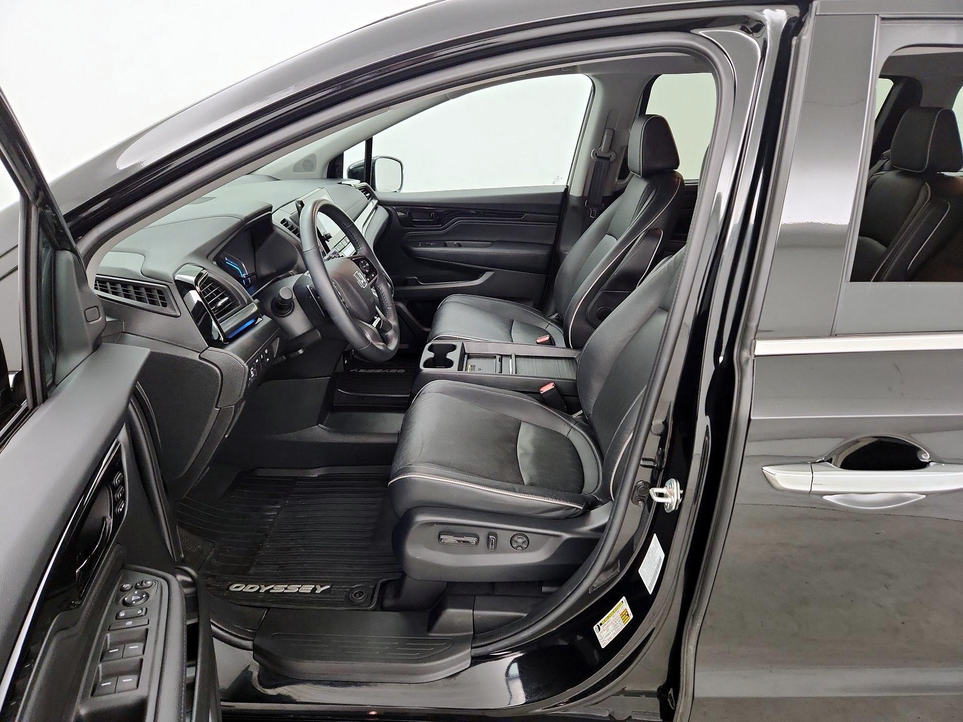 Thumbnail: 2023 Honda Odyssey - 11