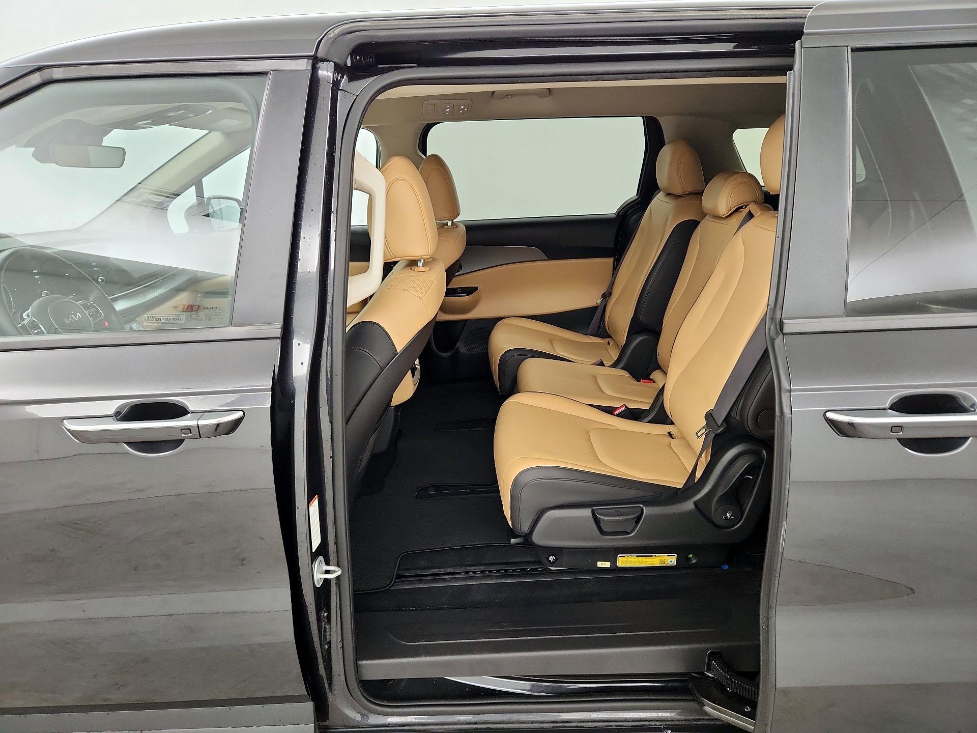 Thumbnail: 2024 Kia Carnival - 17