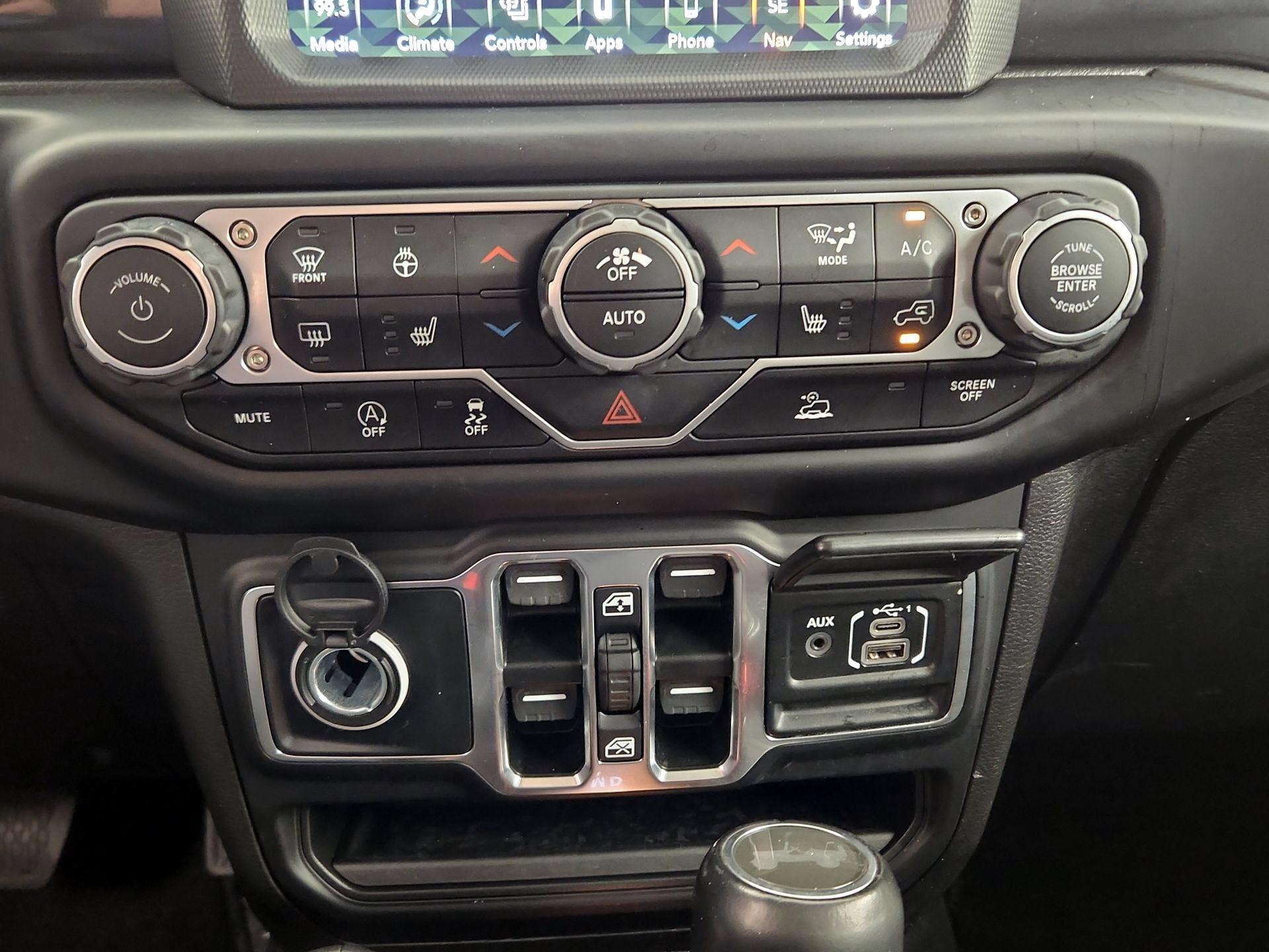 Thumbnail: 2023 Jeep Wrangler - 17