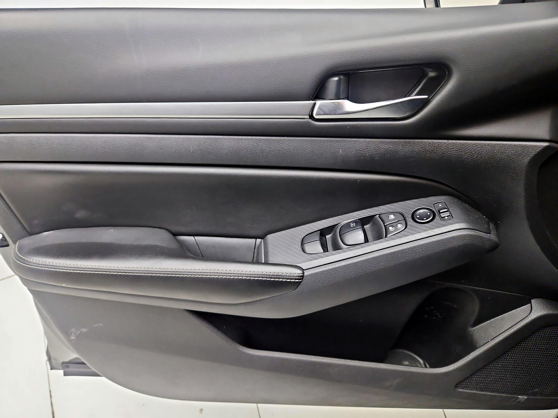 Thumbnail: 2022 Nissan Altima - 12