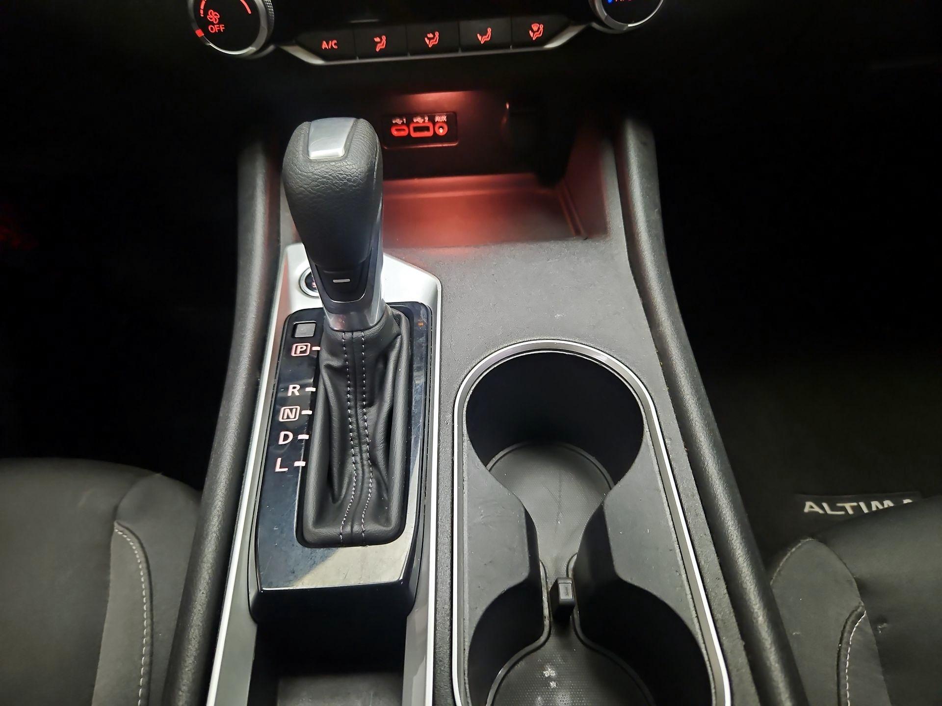 Thumbnail: 2022 Nissan Altima - 17