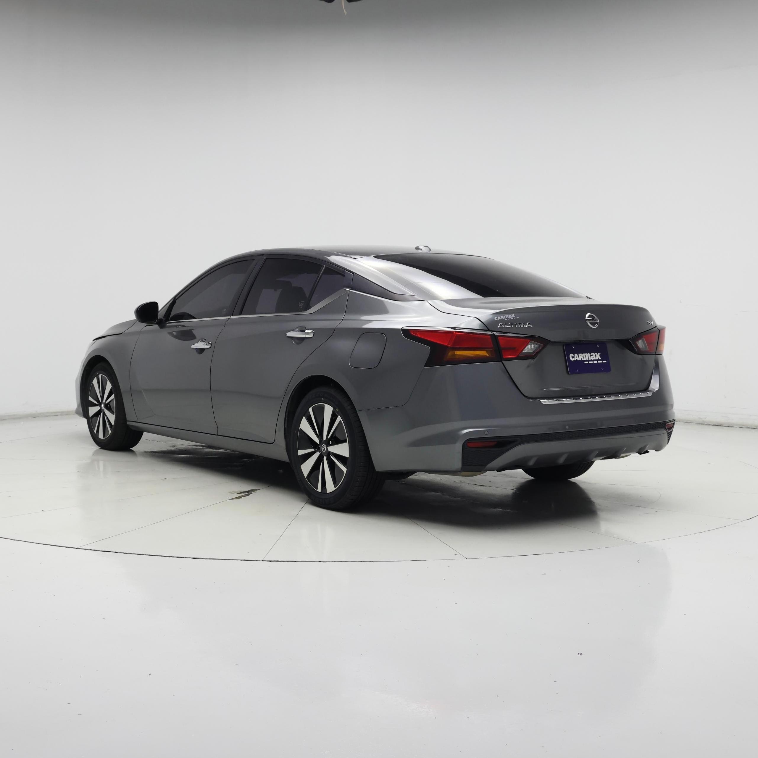 Thumbnail: 2022 Nissan Altima - 2