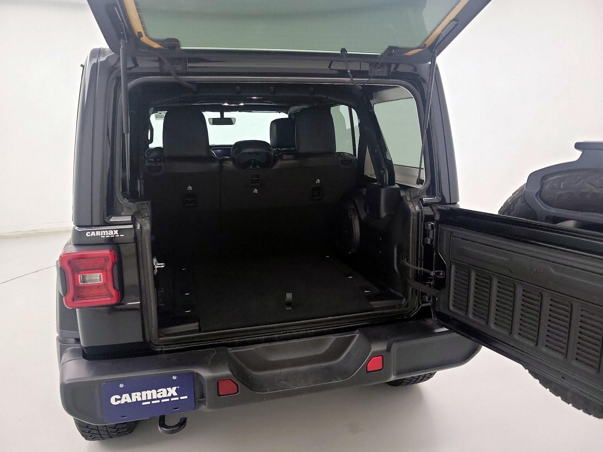 Thumbnail: 2023 Jeep Wrangler - 20