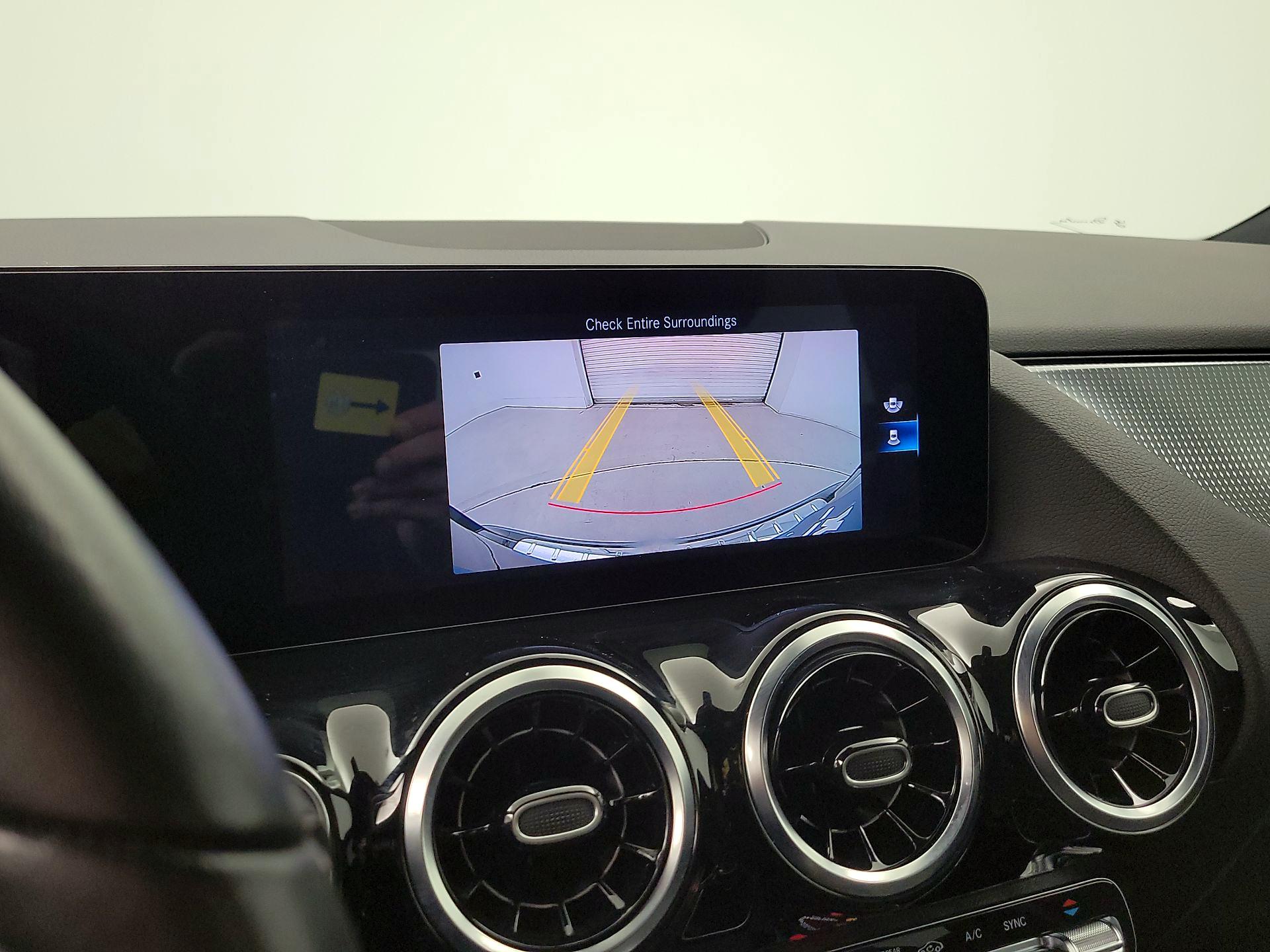 Thumbnail: 2022 Mercedes-Benz GLA - 14