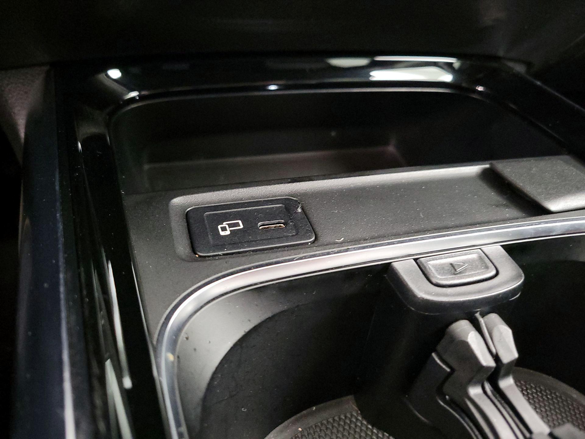 Thumbnail: 2022 Mercedes-Benz GLA - 18