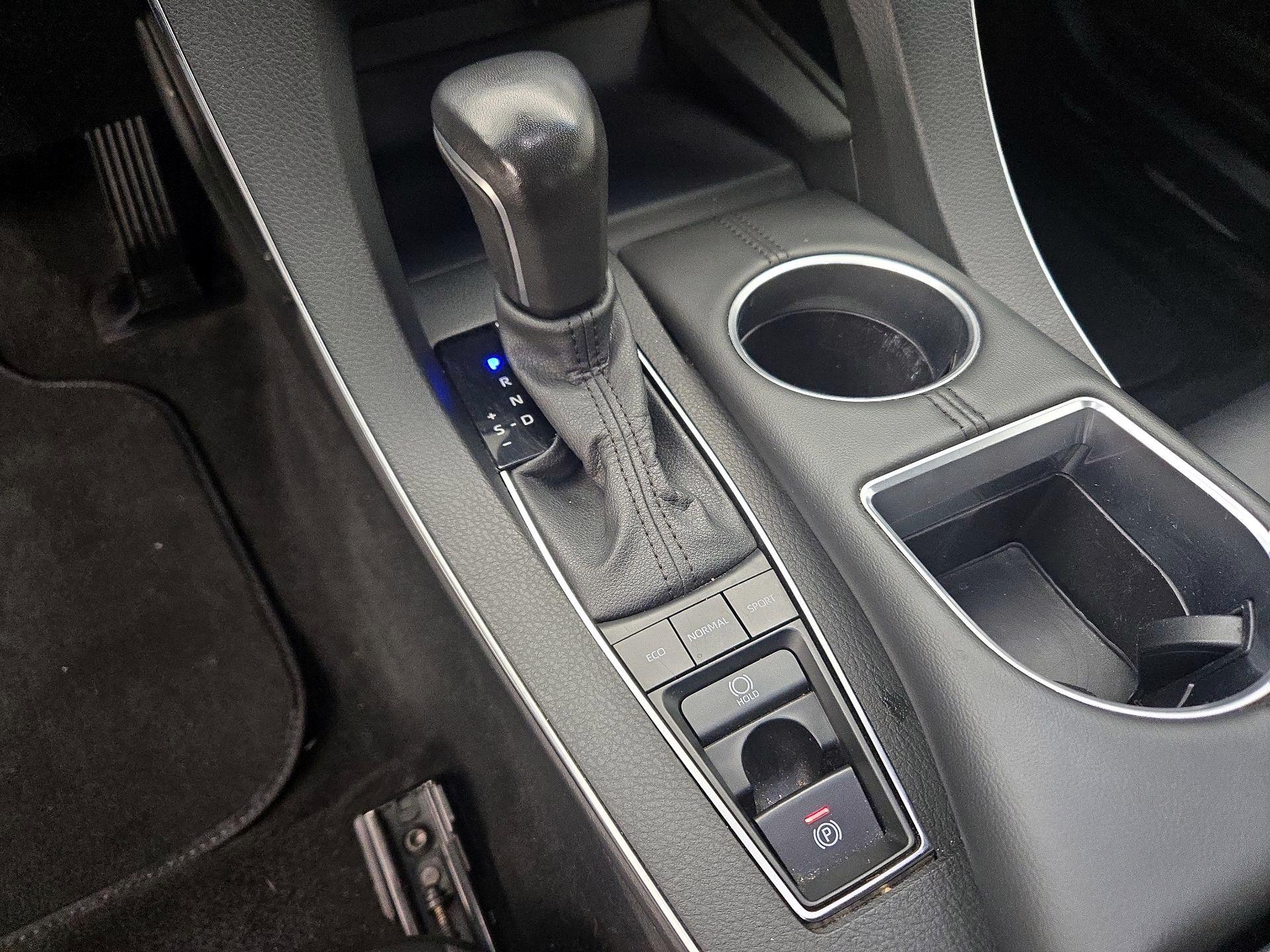 Thumbnail: 2022 Toyota Avalon - 18