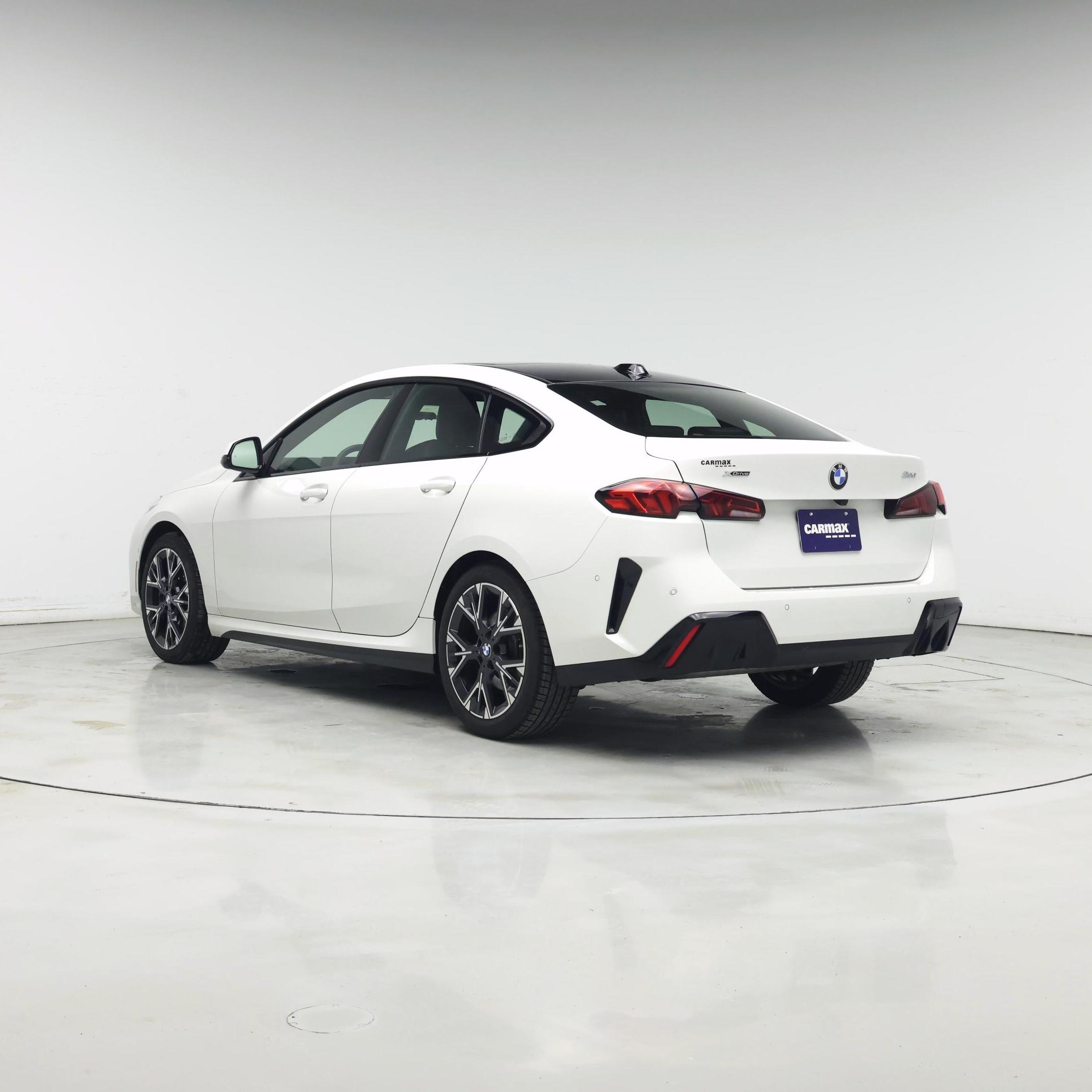 Thumbnail: 2025 BMW 2 Series - 2