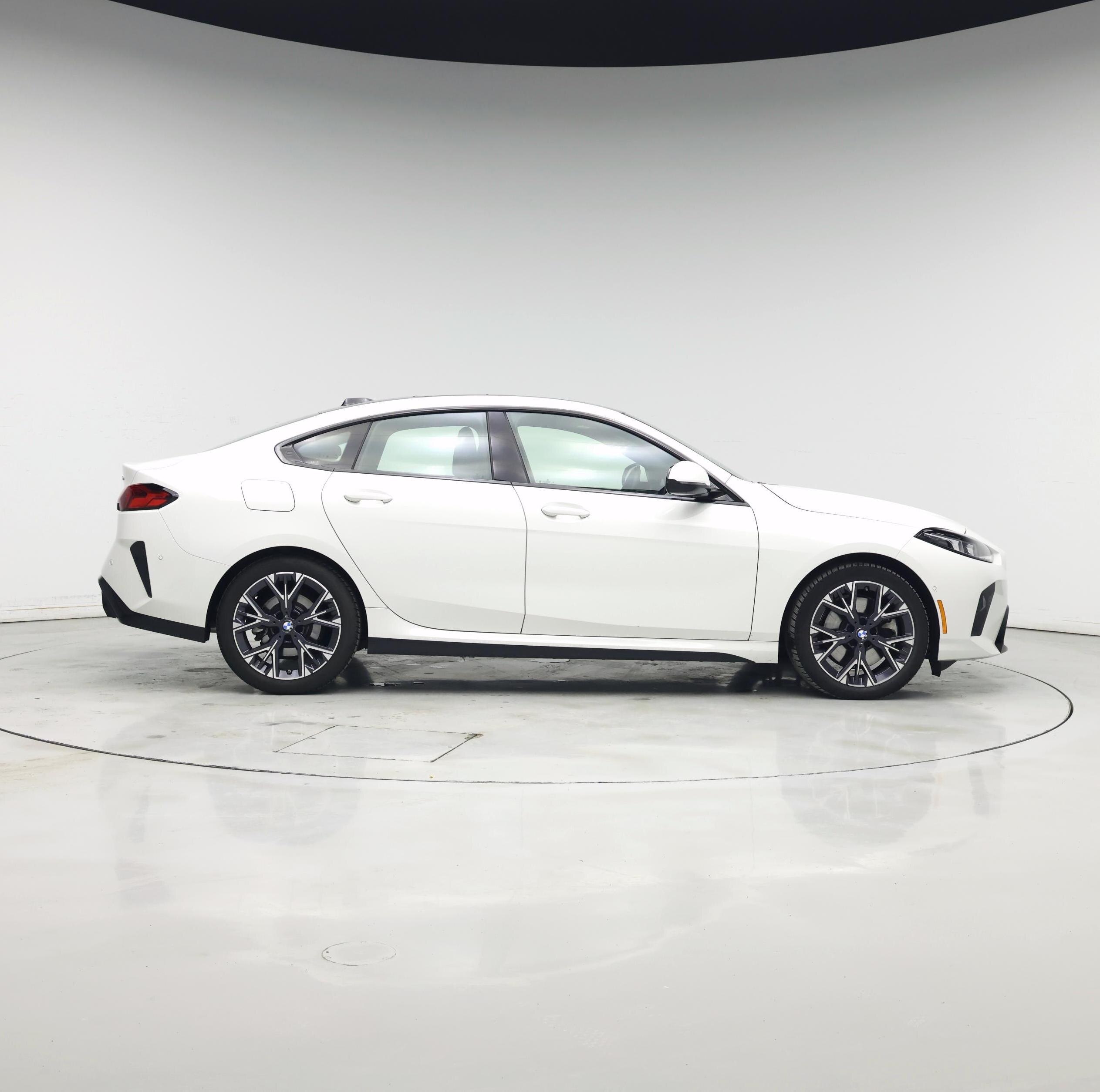 Thumbnail: 2025 BMW 2 Series - 7