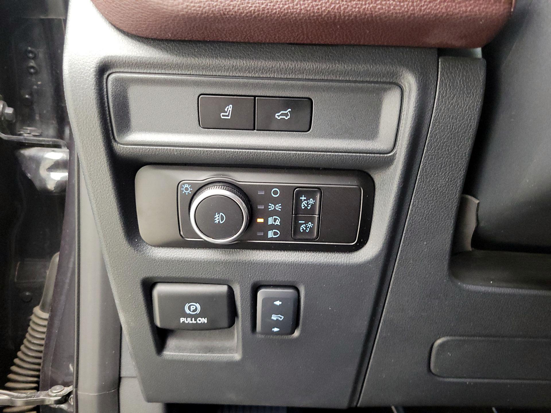 Thumbnail: 2023 Ford Expedition - 13