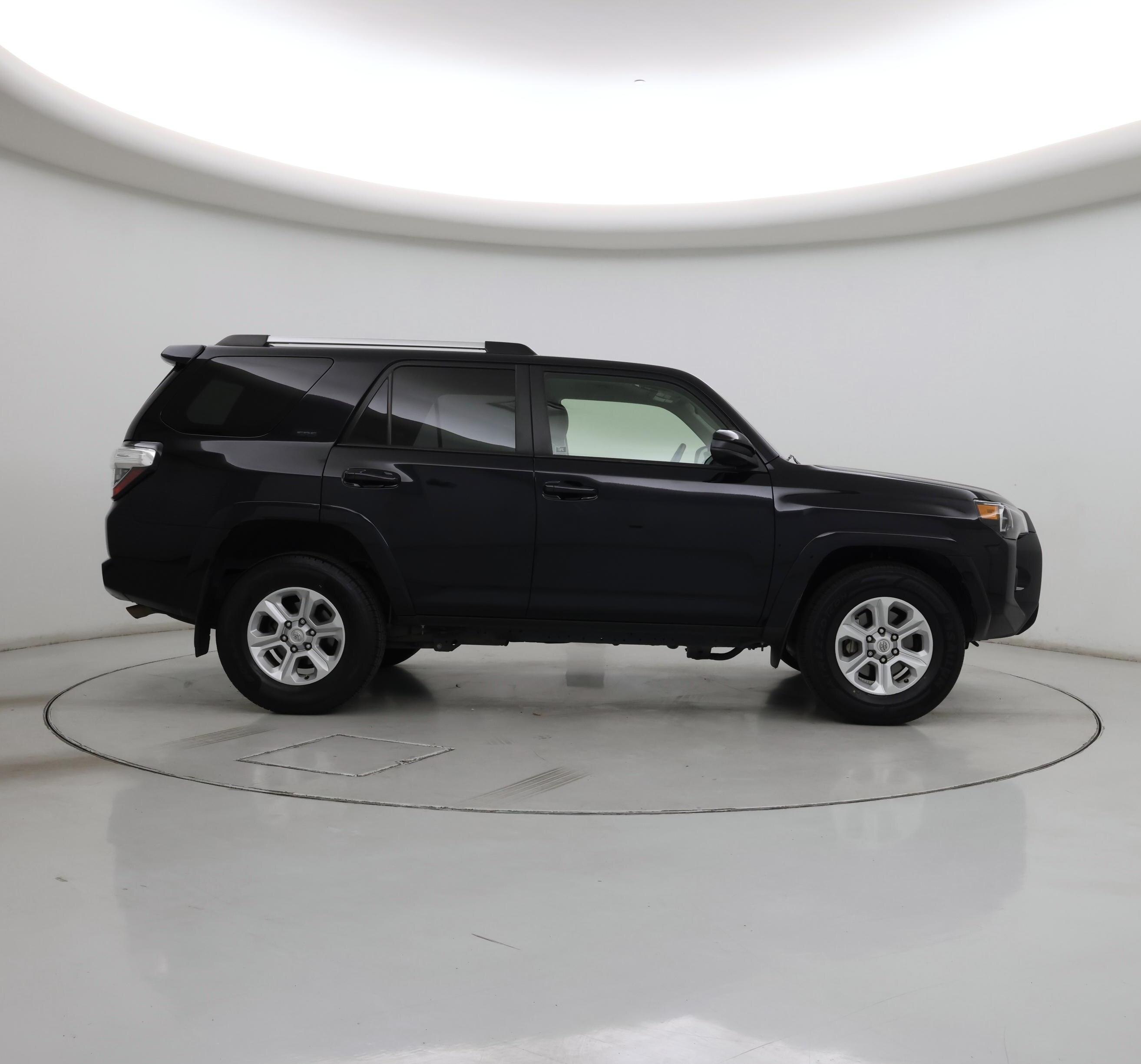 Thumbnail: 2023 Toyota 4Runner - 7