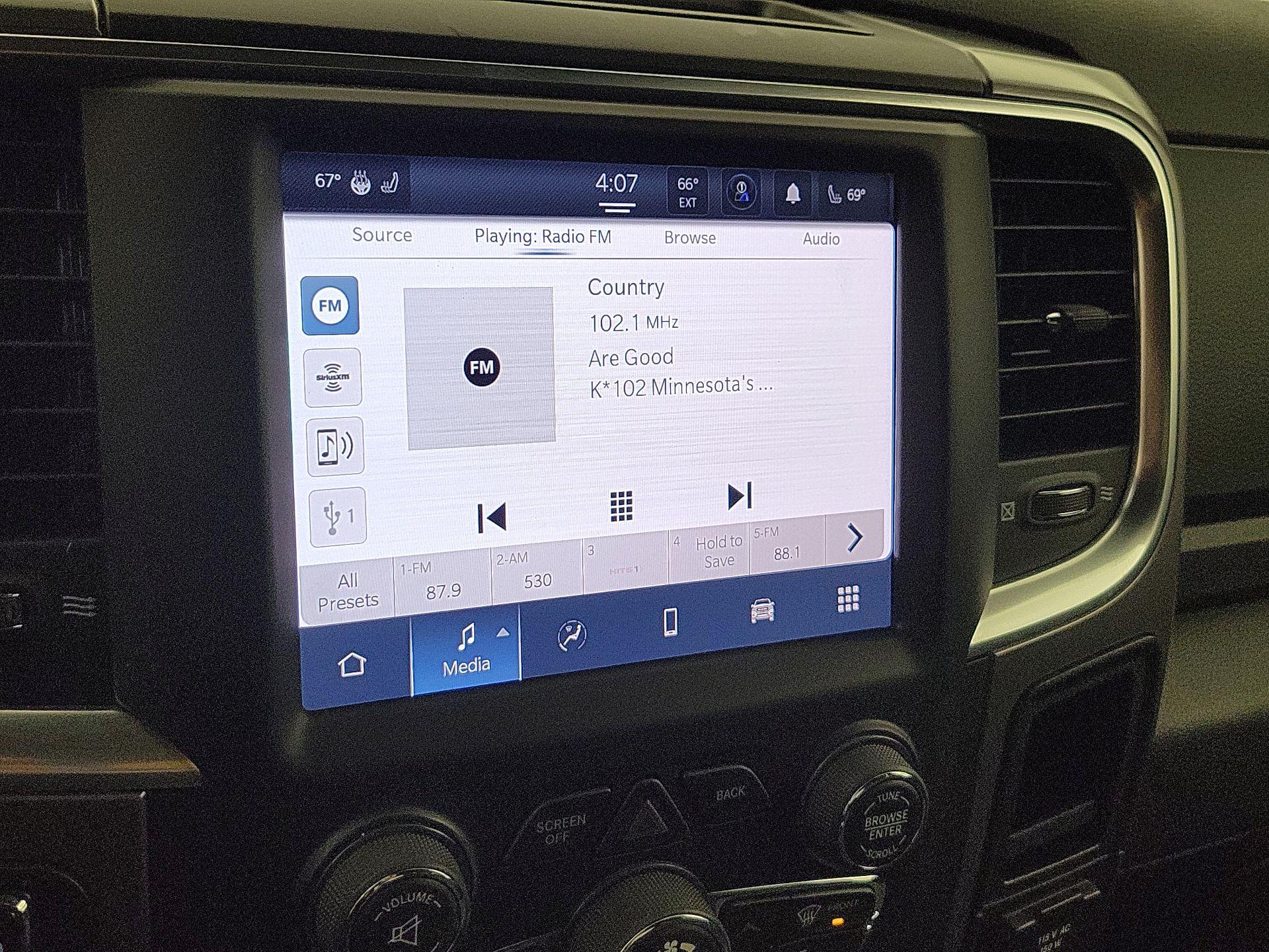 Thumbnail: 2022 RAM 1500 Classic - 15