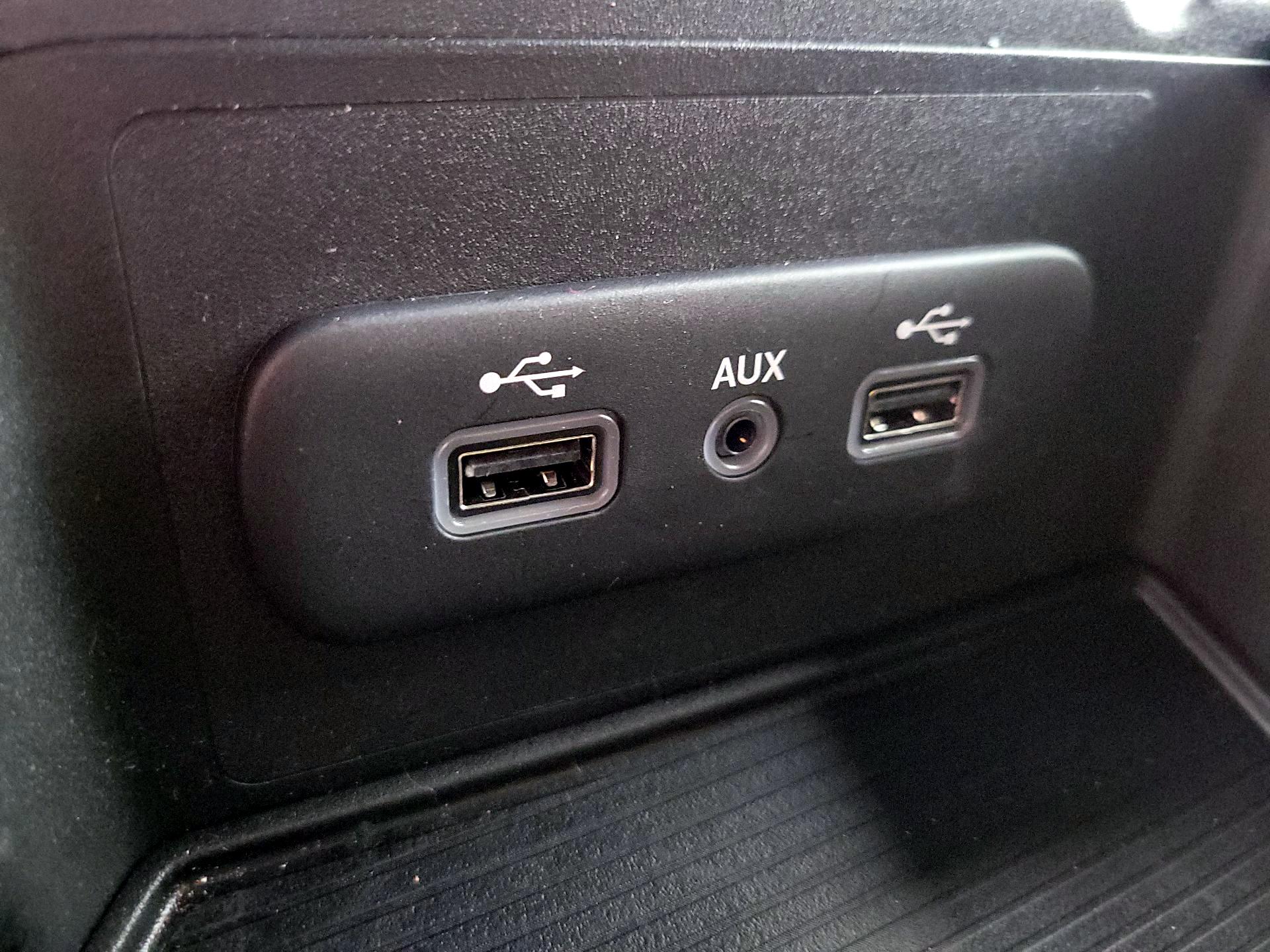 Thumbnail: 2022 RAM 1500 Classic - 18