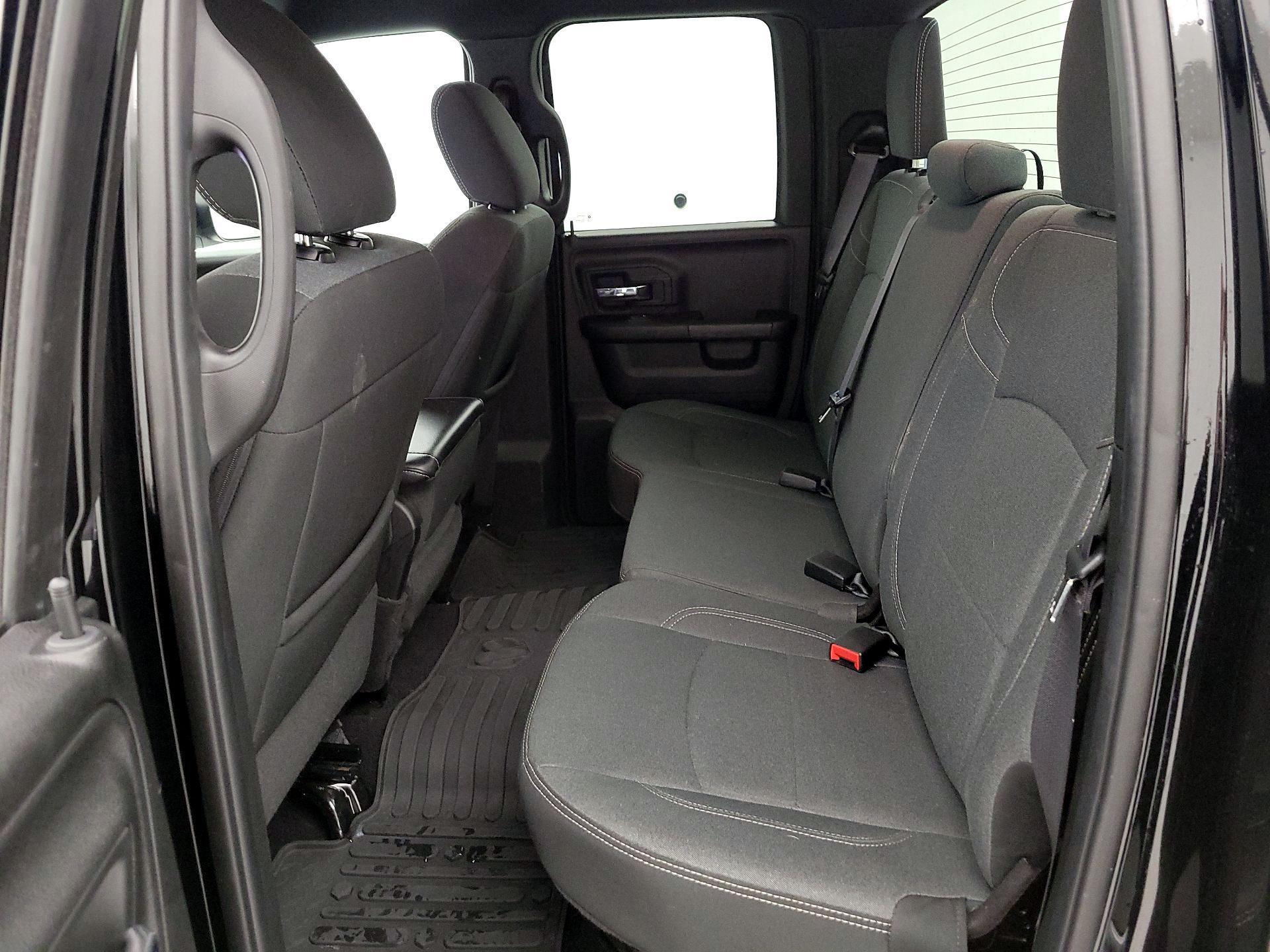 Thumbnail: 2022 RAM 1500 Classic - 19