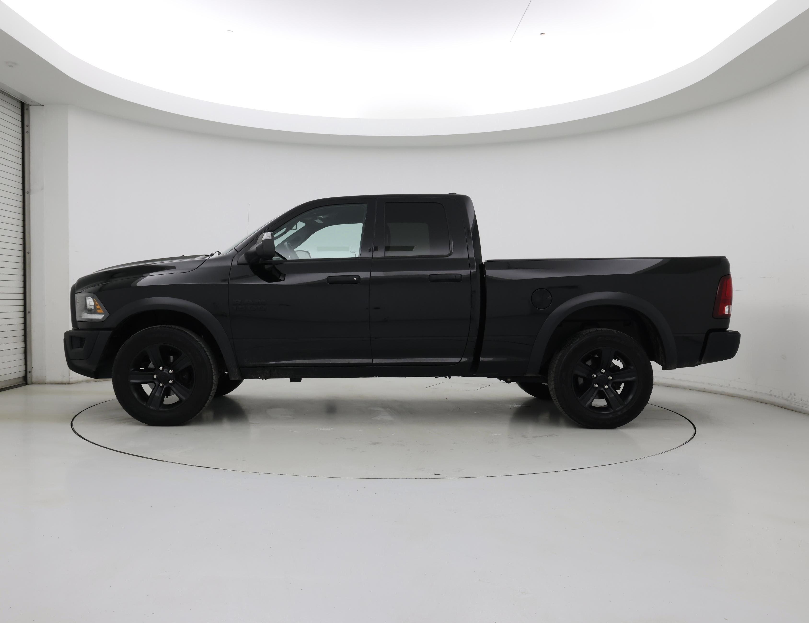 Thumbnail: 2022 RAM 1500 Classic - 3