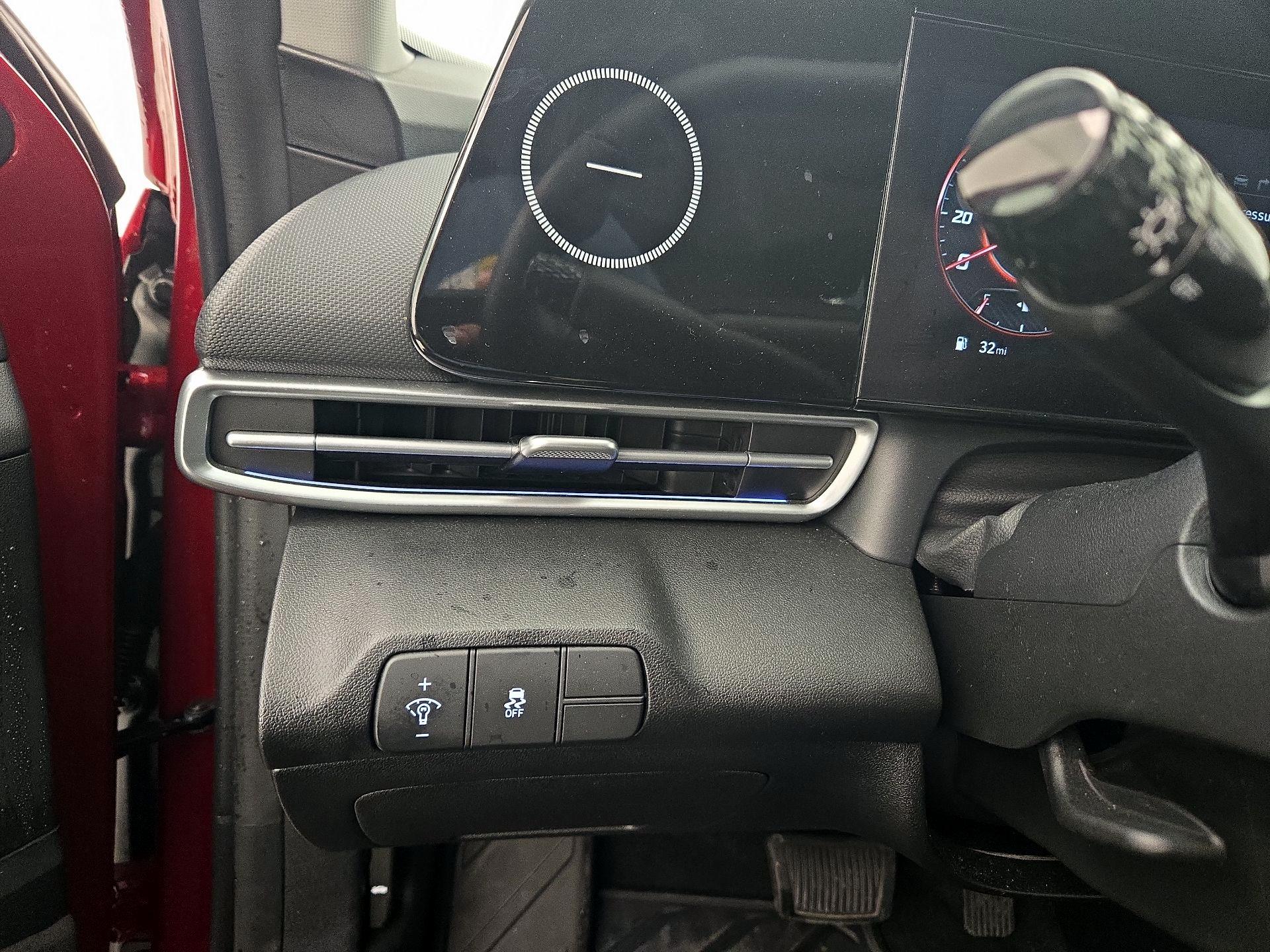 Thumbnail: 2025 Hyundai Elantra - 13