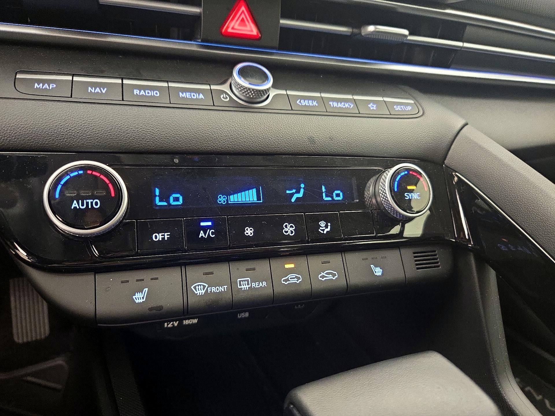 Thumbnail: 2025 Hyundai Elantra - 17