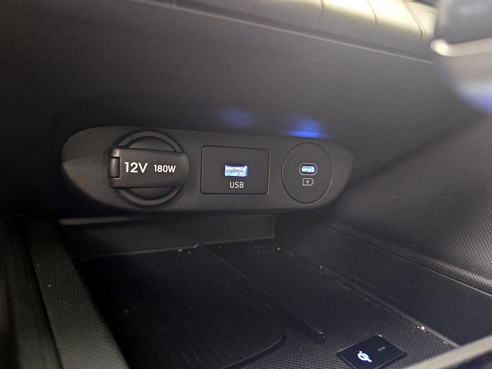 Thumbnail: 2025 Hyundai Elantra - 19