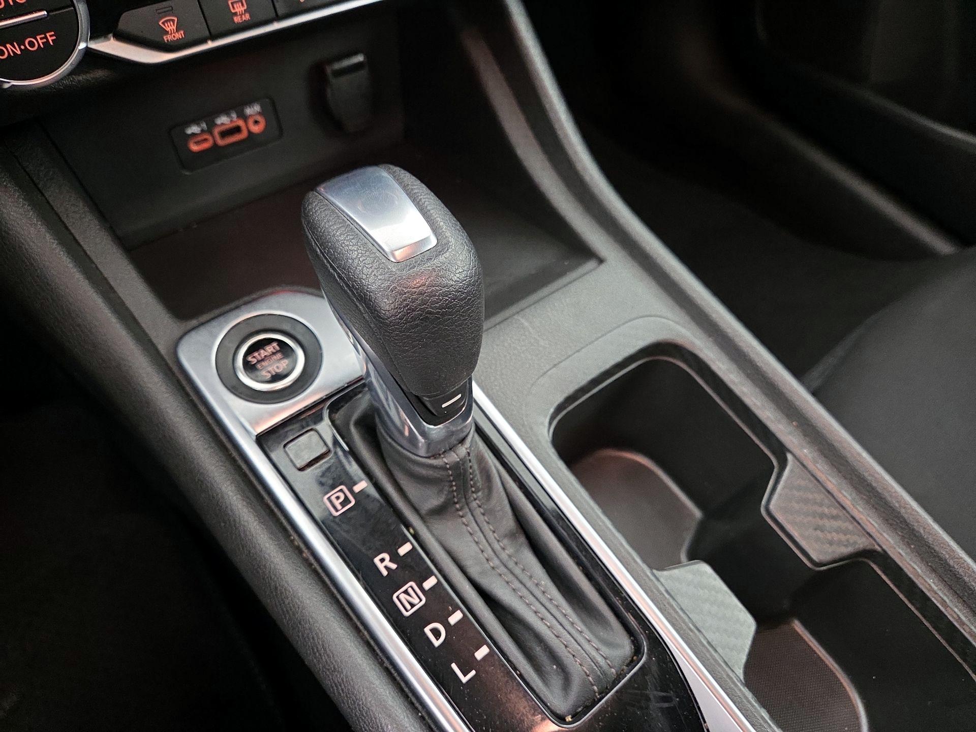 Thumbnail: 2022 Nissan Sentra - 17