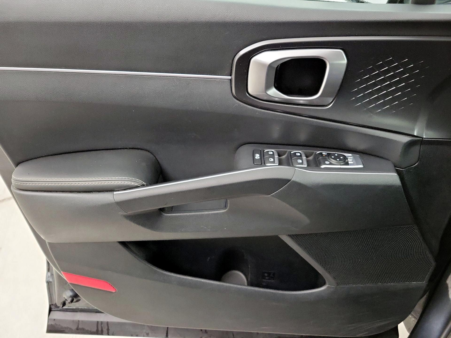 Thumbnail: 2024 Kia Sorento - 12