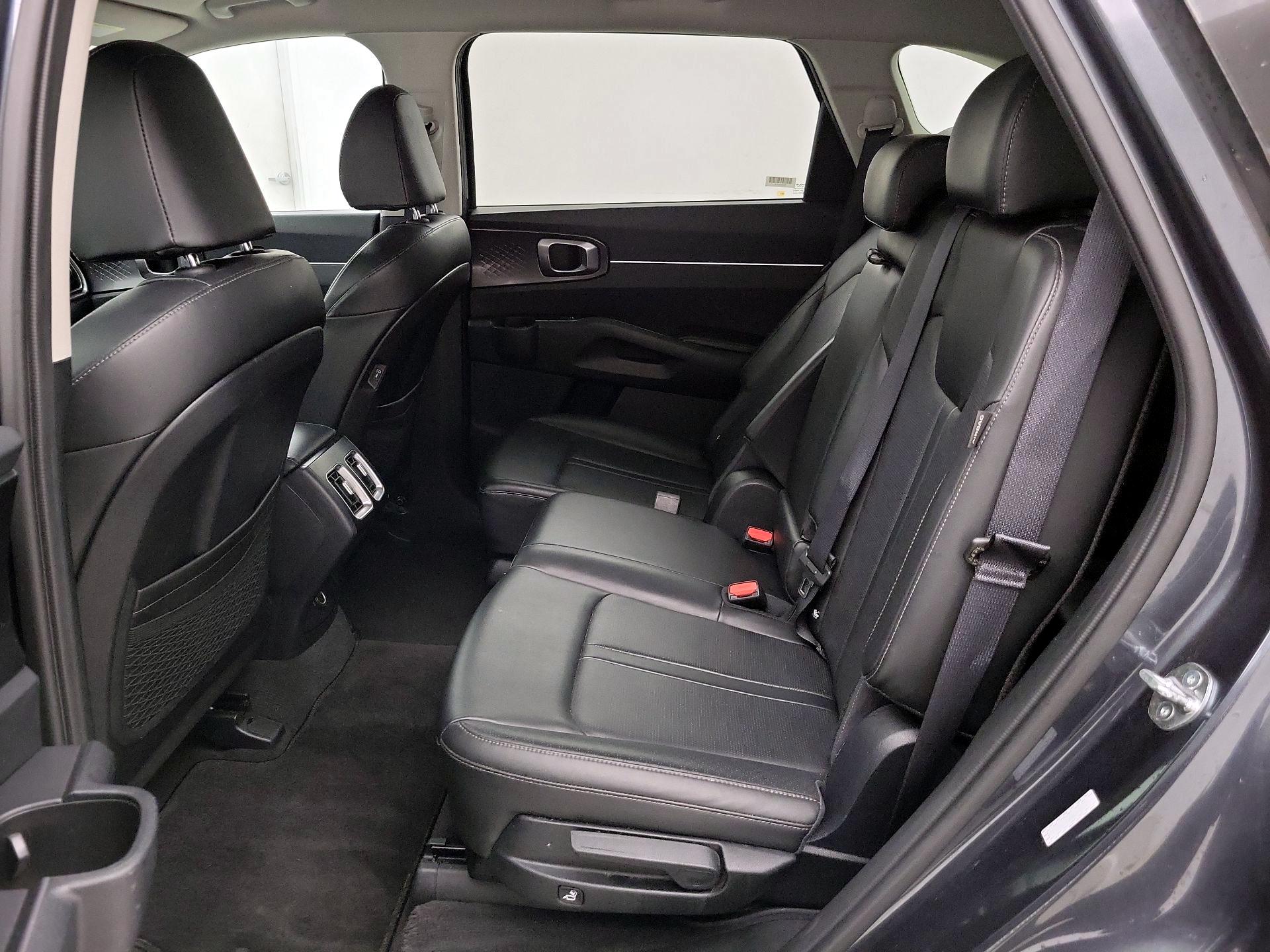 Thumbnail: 2024 Kia Sorento - 20