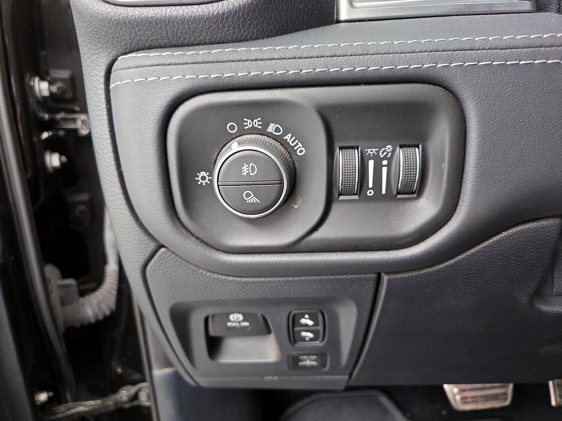 Thumbnail: 2022 RAM 1500 - 13