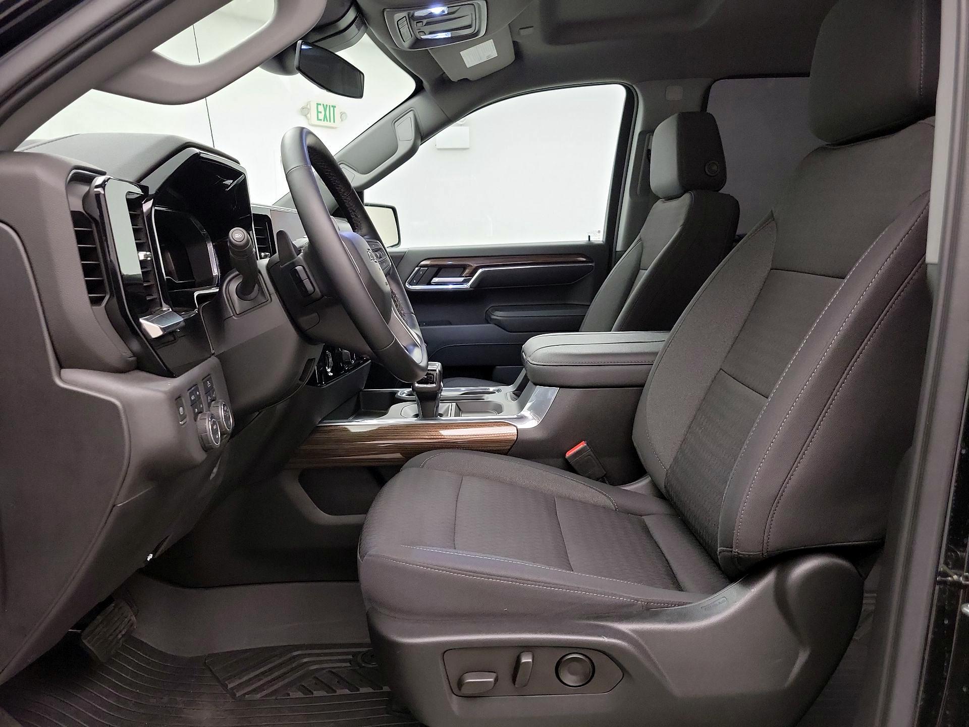 Thumbnail: 2023 Chevrolet Silverado 1500 - 11