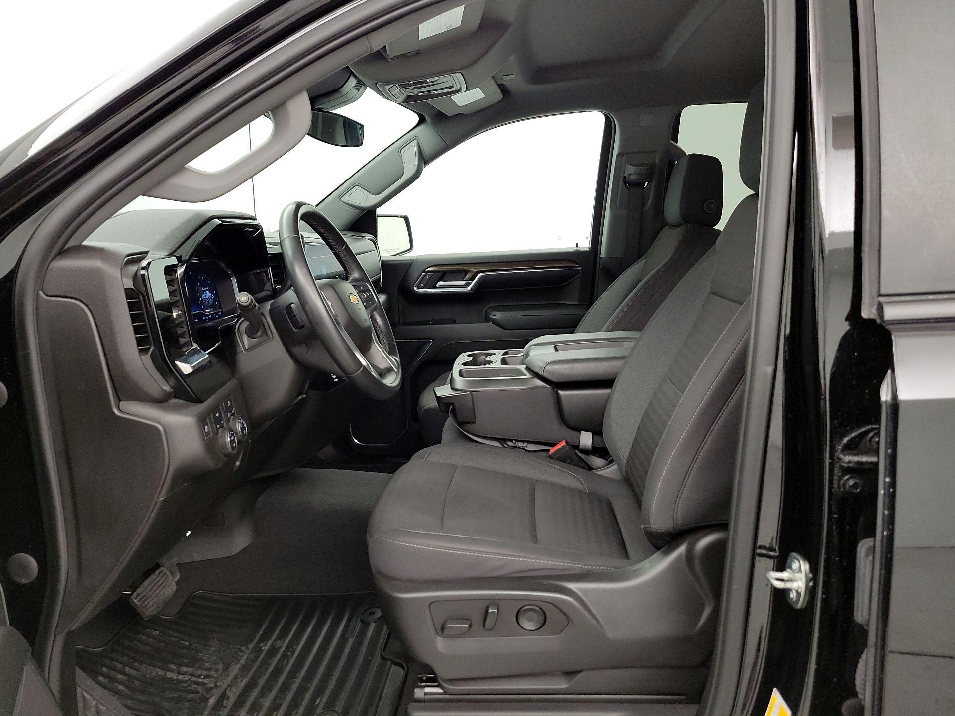 Thumbnail: 2023 Chevrolet Silverado 1500 - 11