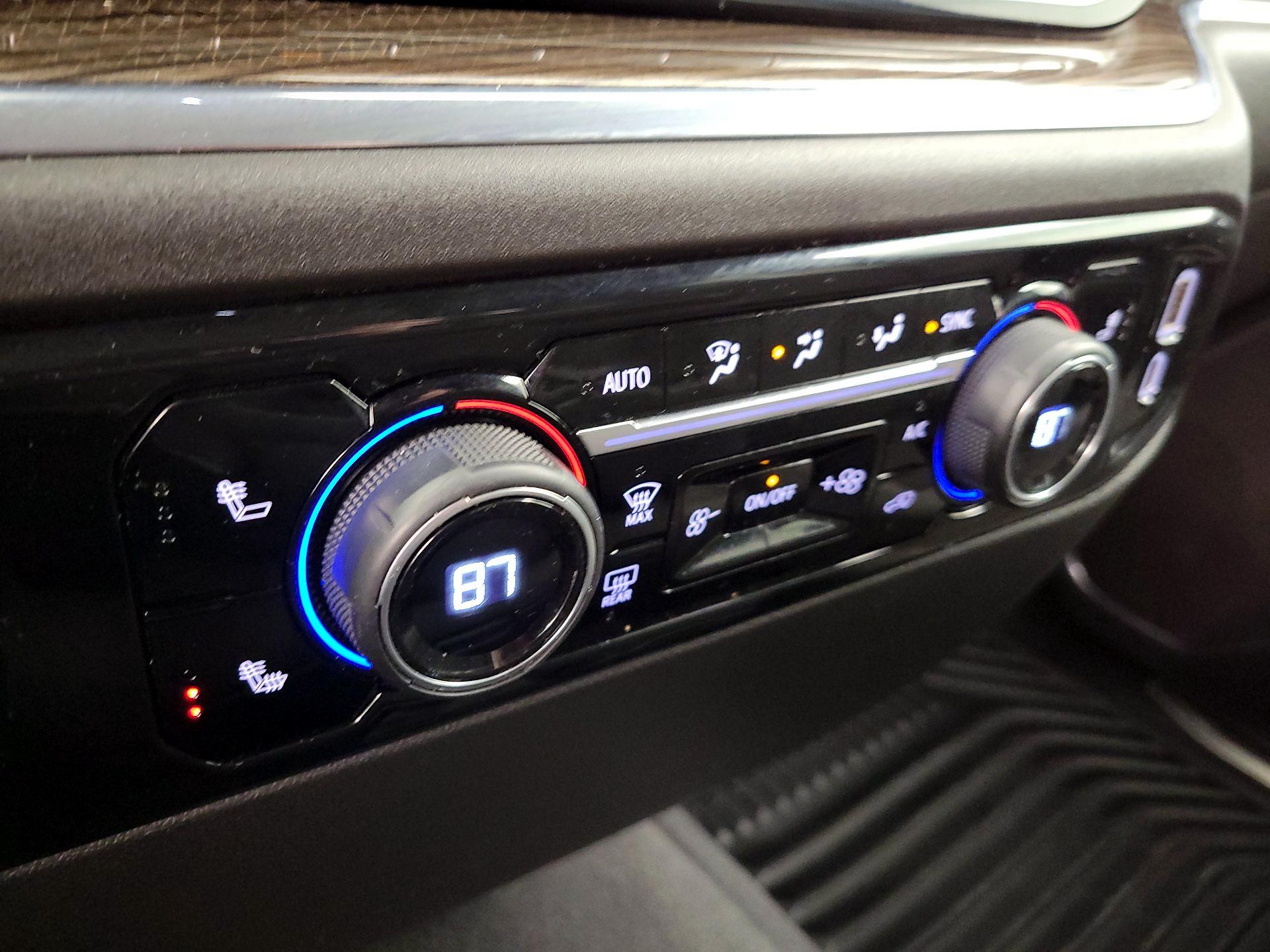 Thumbnail: 2023 Chevrolet Silverado 1500 - 16