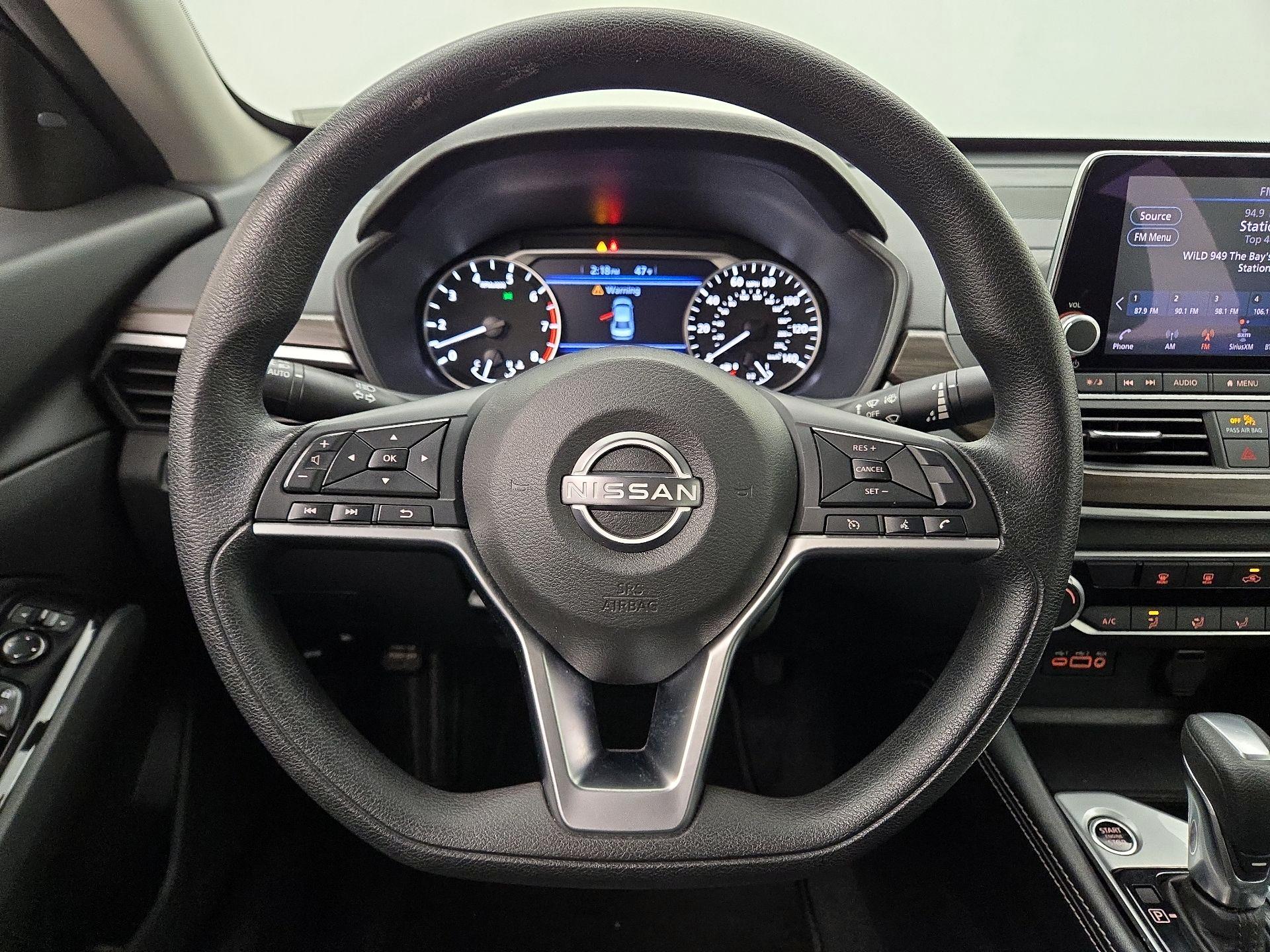 Thumbnail: 2023 Nissan Altima - 10