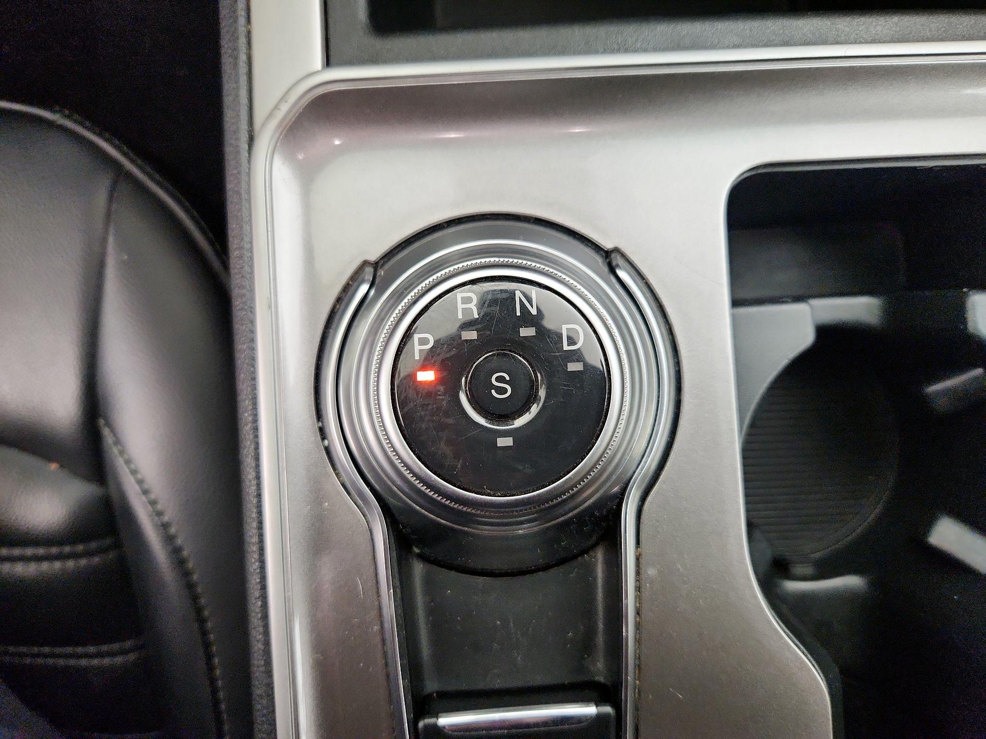 Thumbnail: 2024 Ford Edge - 17