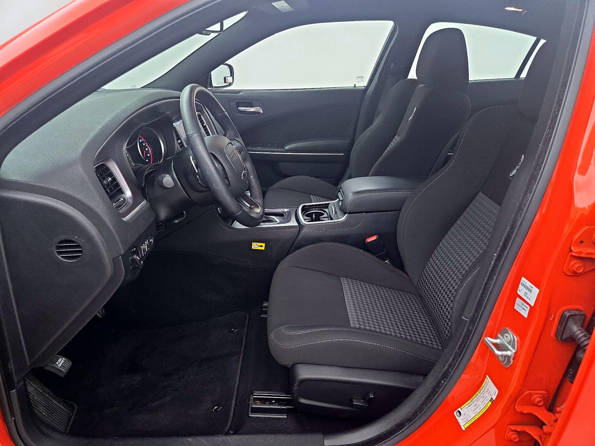 Thumbnail: 2020 Dodge Charger - 11