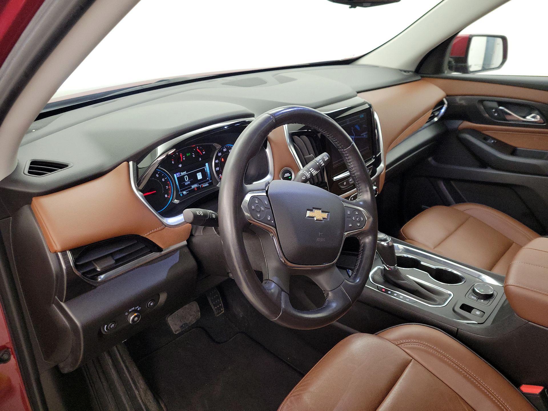 Thumbnail: 2018 Chevrolet Traverse - 9