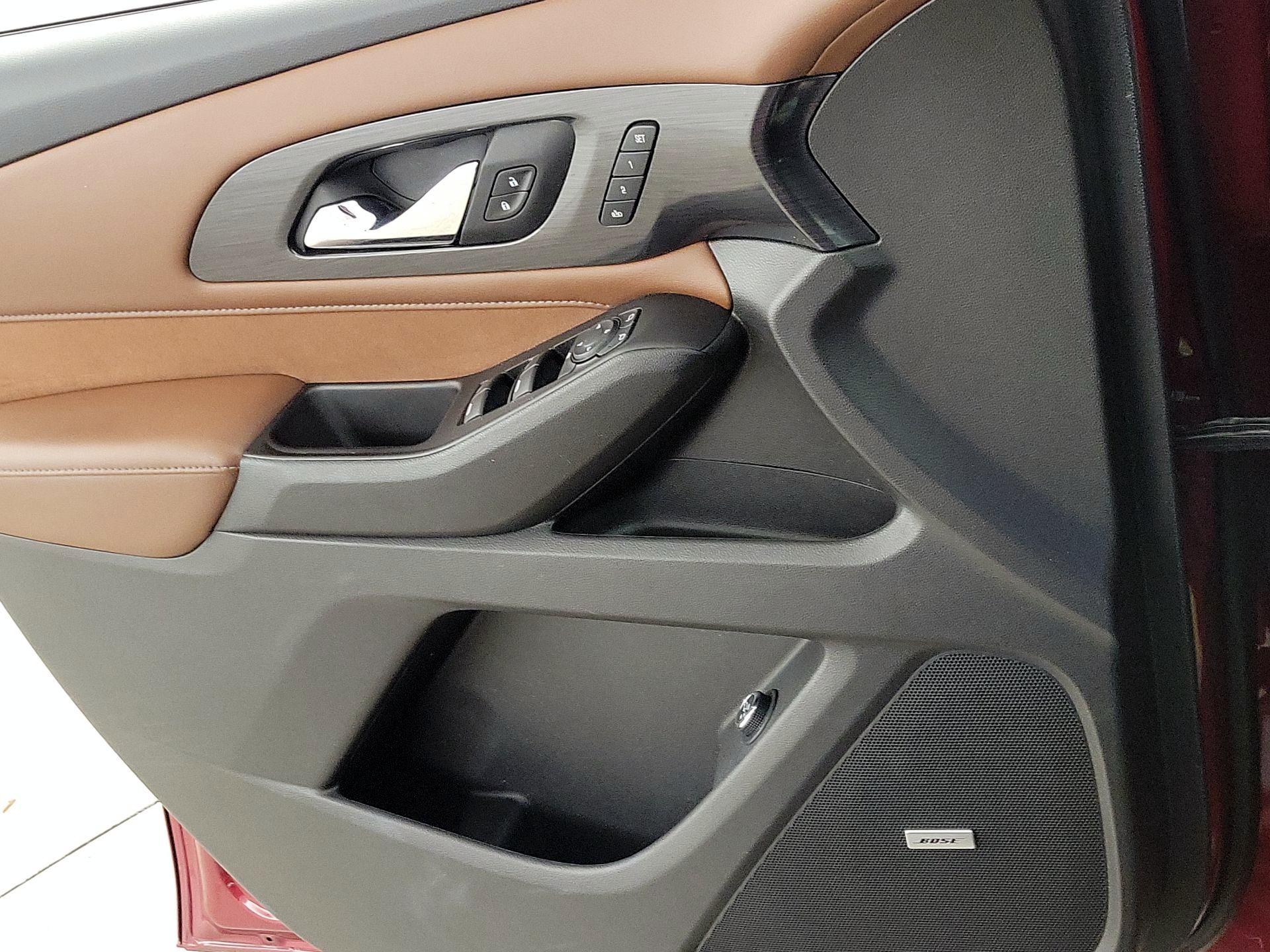 Thumbnail: 2018 Chevrolet Traverse - 12