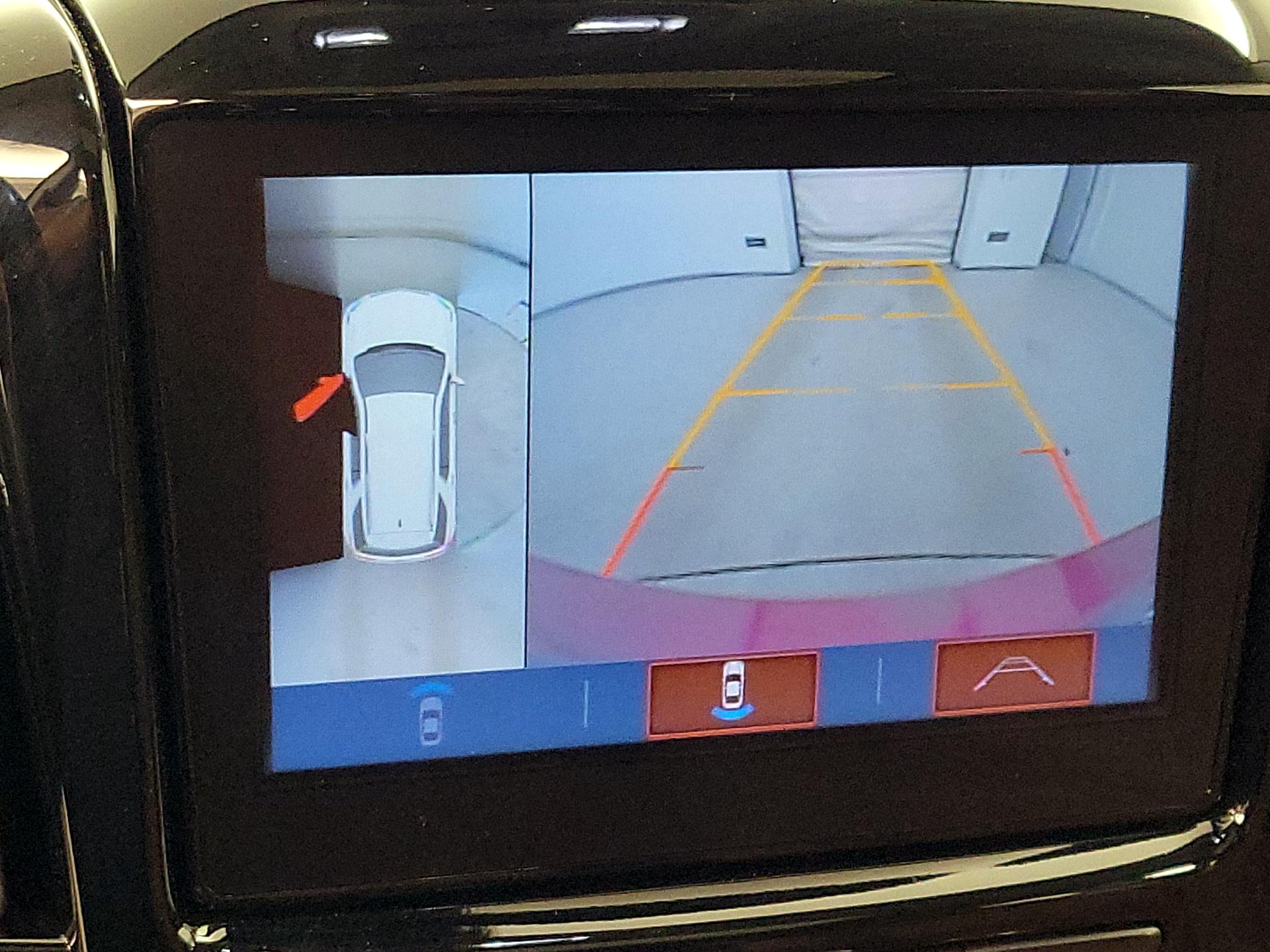 Thumbnail: 2018 Chevrolet Traverse - 15