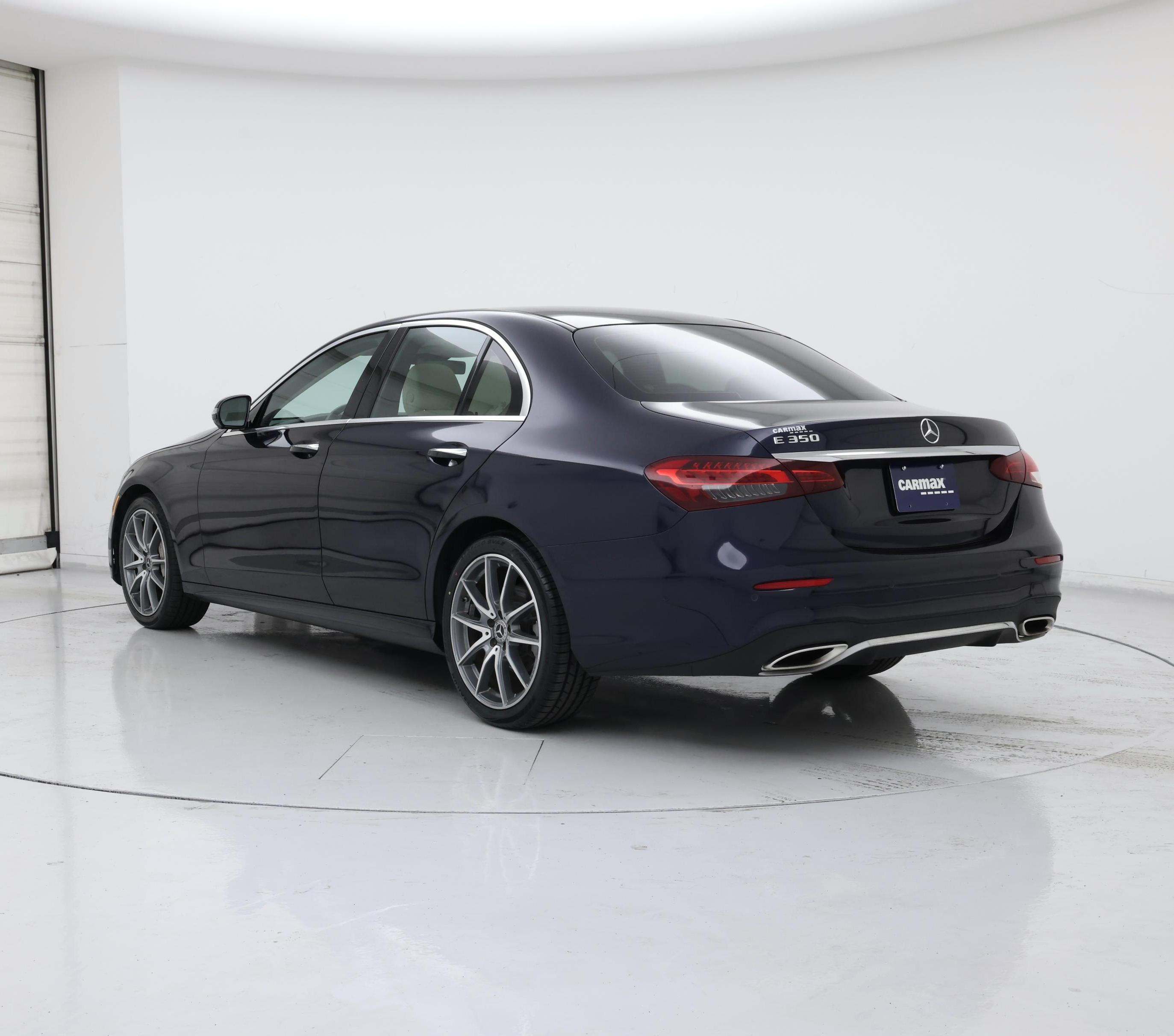 Thumbnail: 2021 Mercedes-Benz E-Class - 2