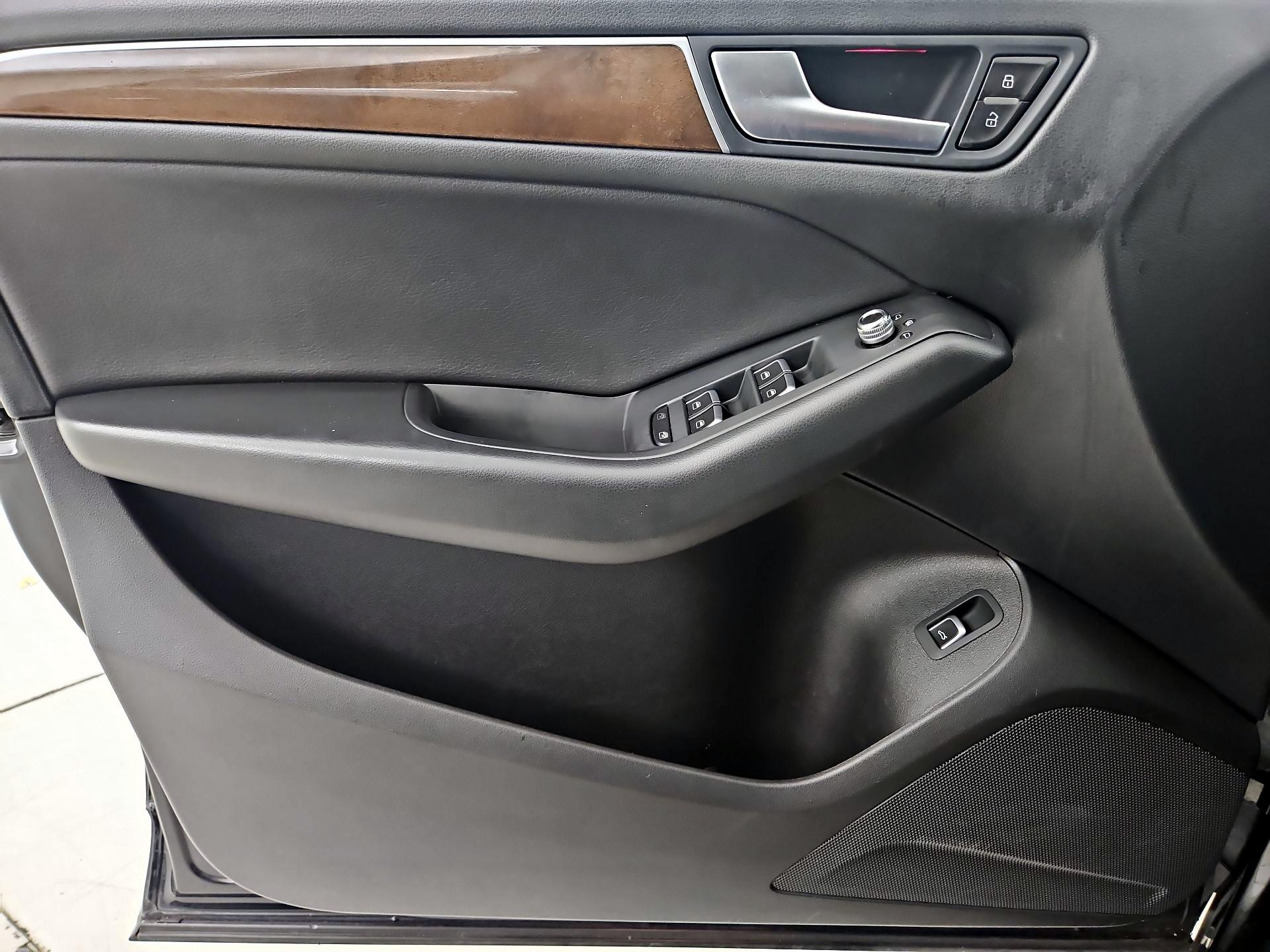 Thumbnail: 2017 Audi Q5 - 12