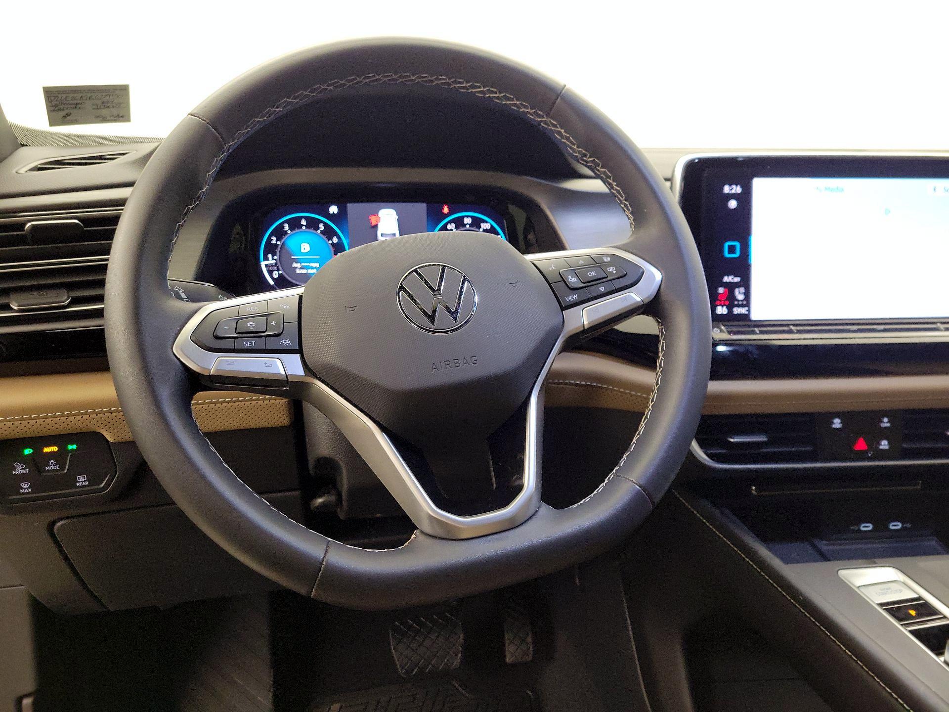 Thumbnail: 2024 Volkswagen Atlas - 10