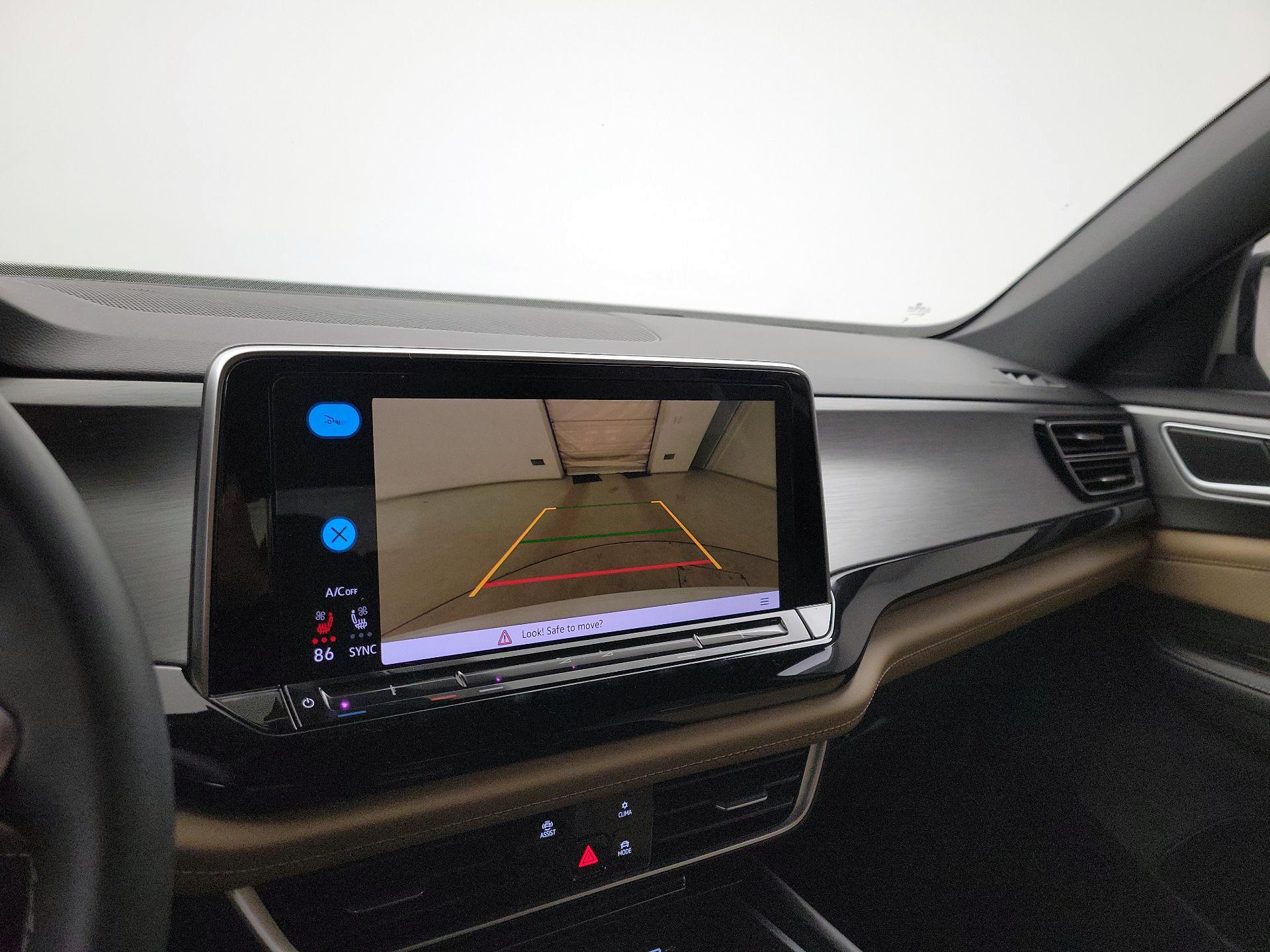 Thumbnail: 2024 Volkswagen Atlas - 14