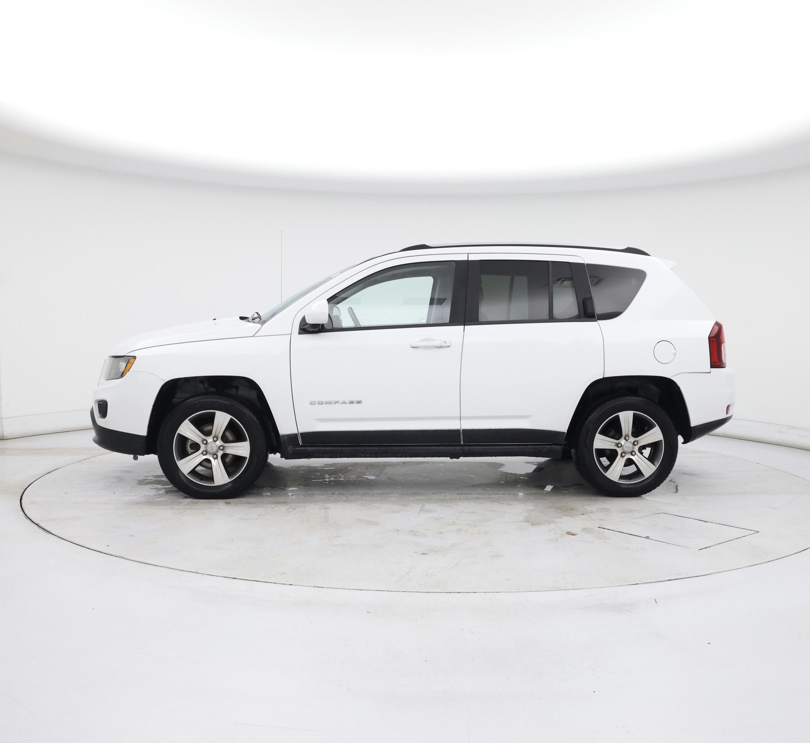 Thumbnail: 2016 Jeep Compass - 3