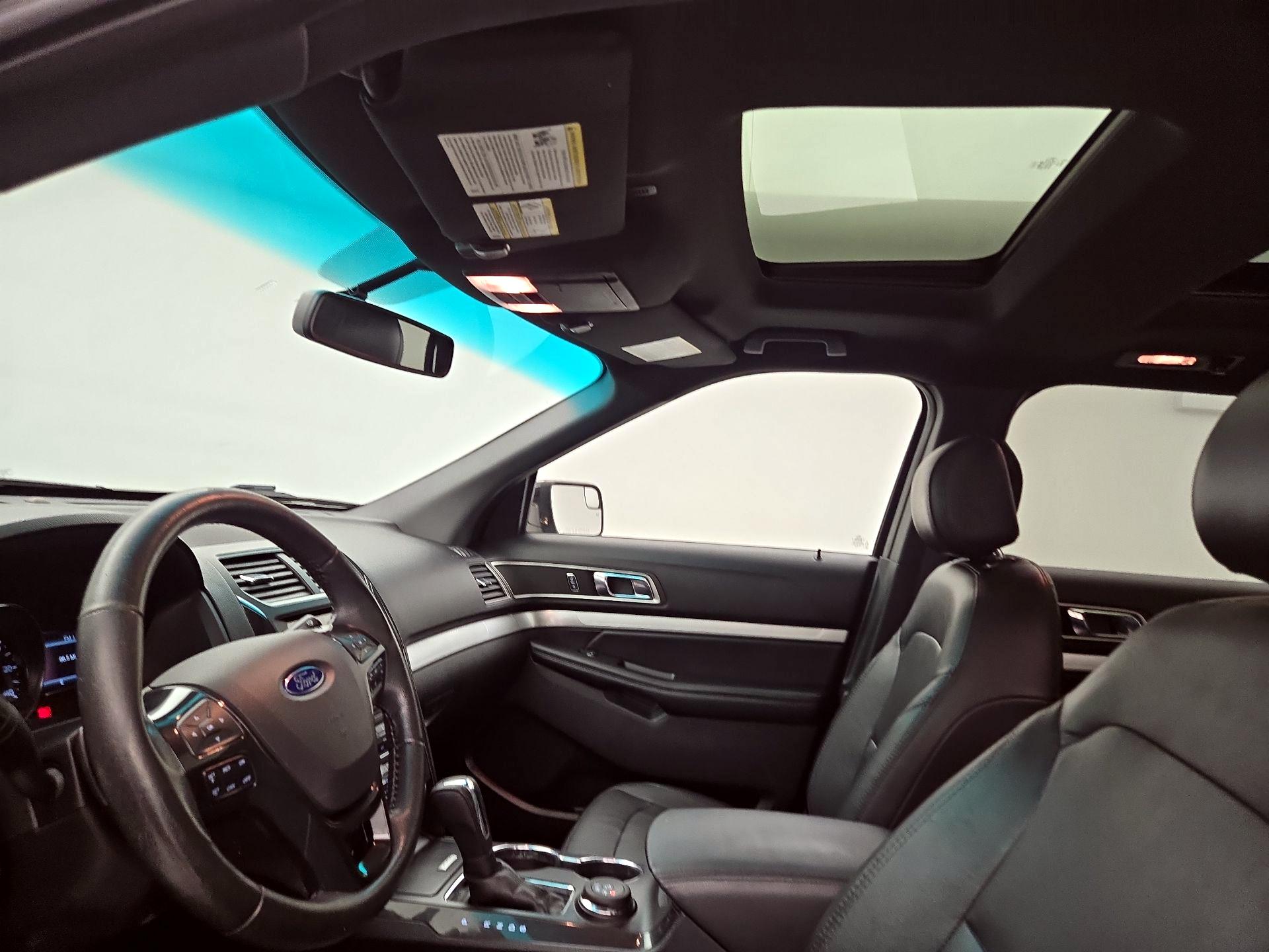 Thumbnail: 2016 Ford Explorer - 19