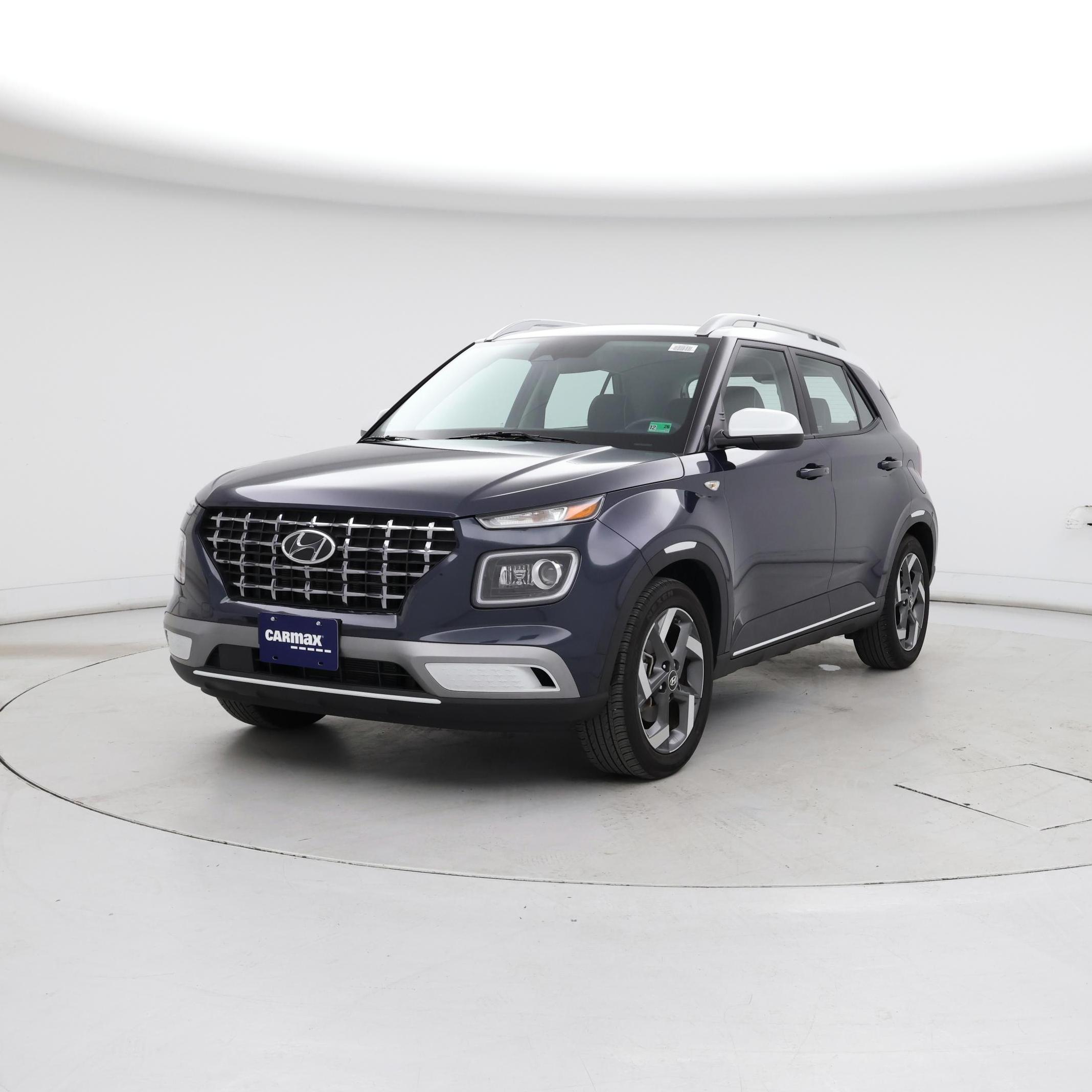 Thumbnail: 2023 Hyundai Venue - 4