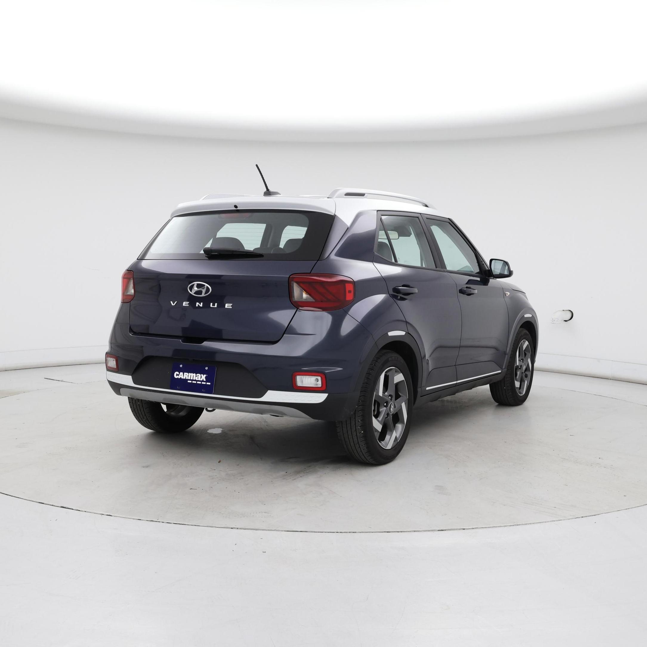 Thumbnail: 2023 Hyundai Venue - 8