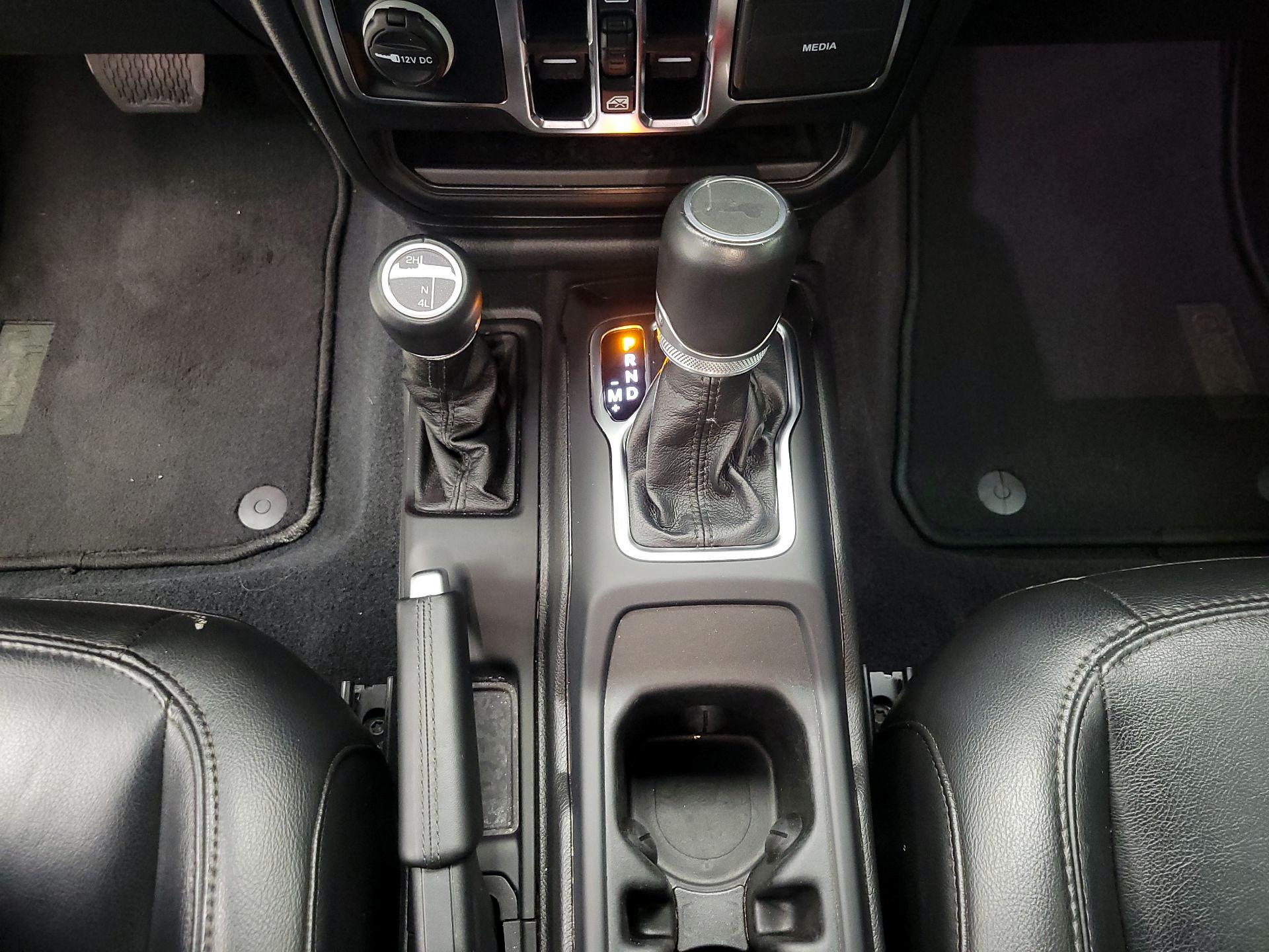 Thumbnail: 2023 Jeep Wrangler - 18