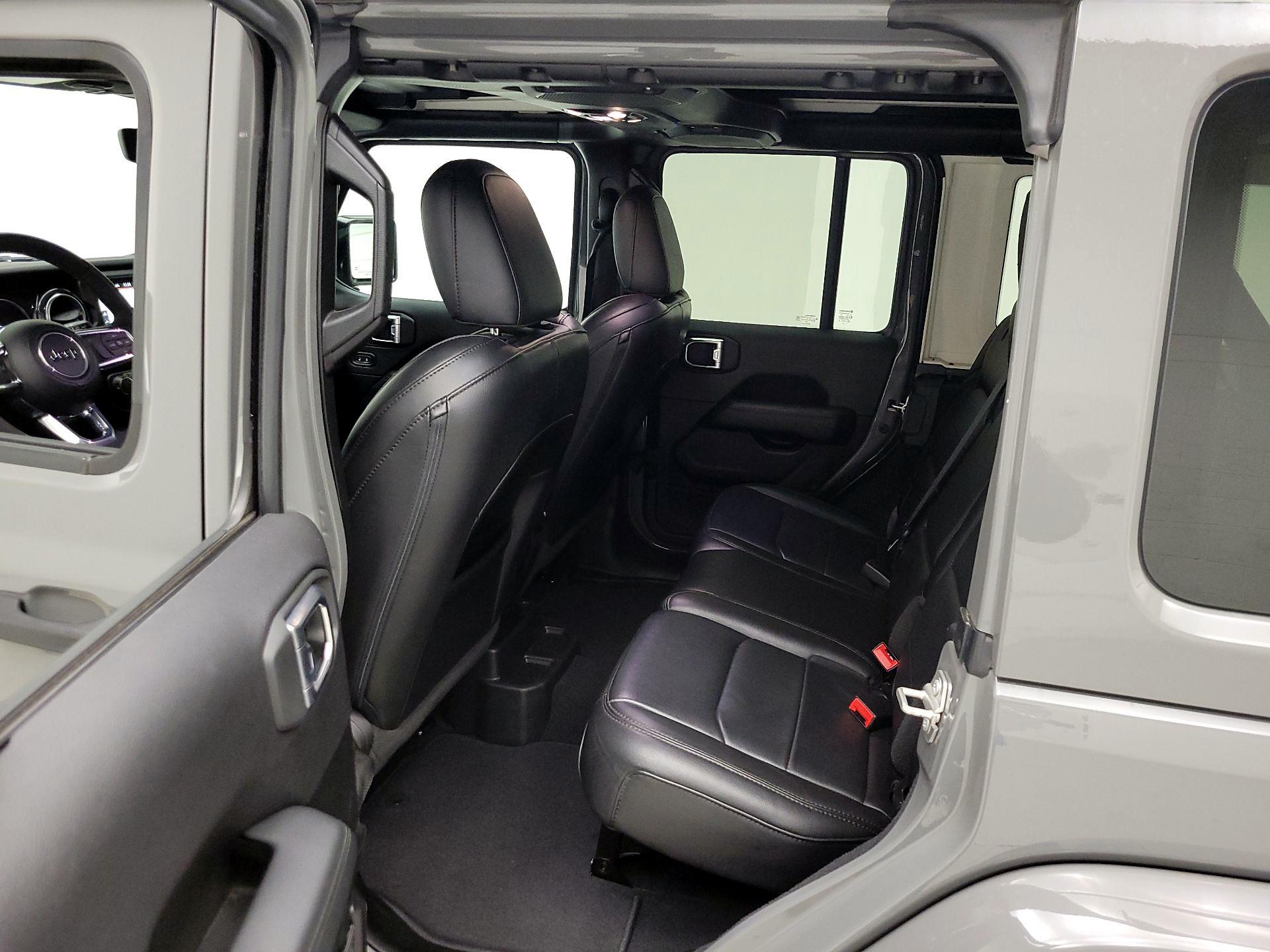 Thumbnail: 2023 Jeep Wrangler - 20