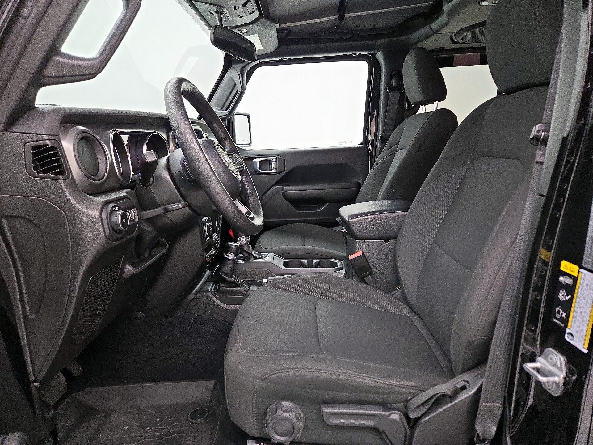 Thumbnail: 2022 Jeep Wrangler - 11