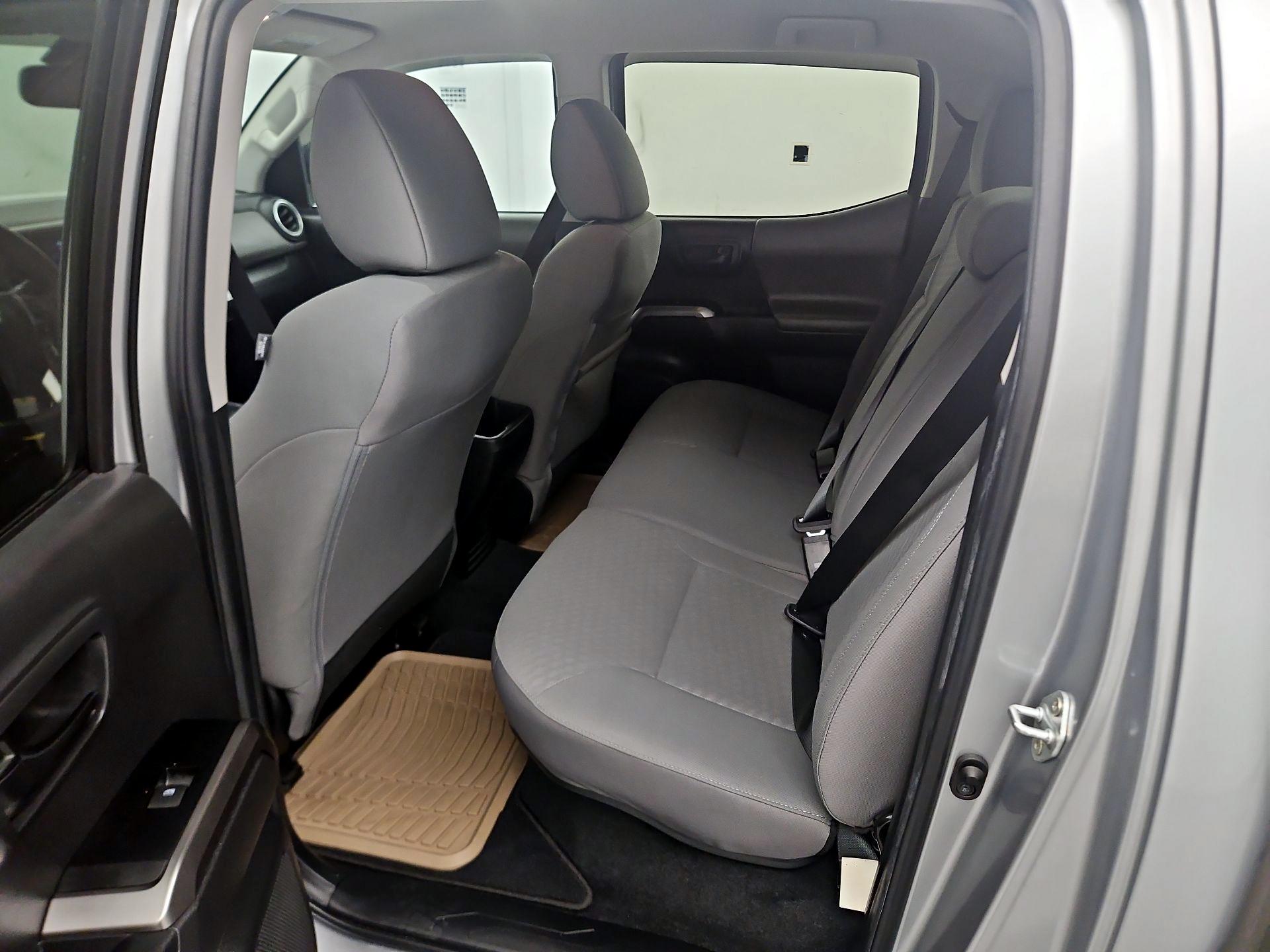 Thumbnail: 2022 Toyota Tacoma - 19