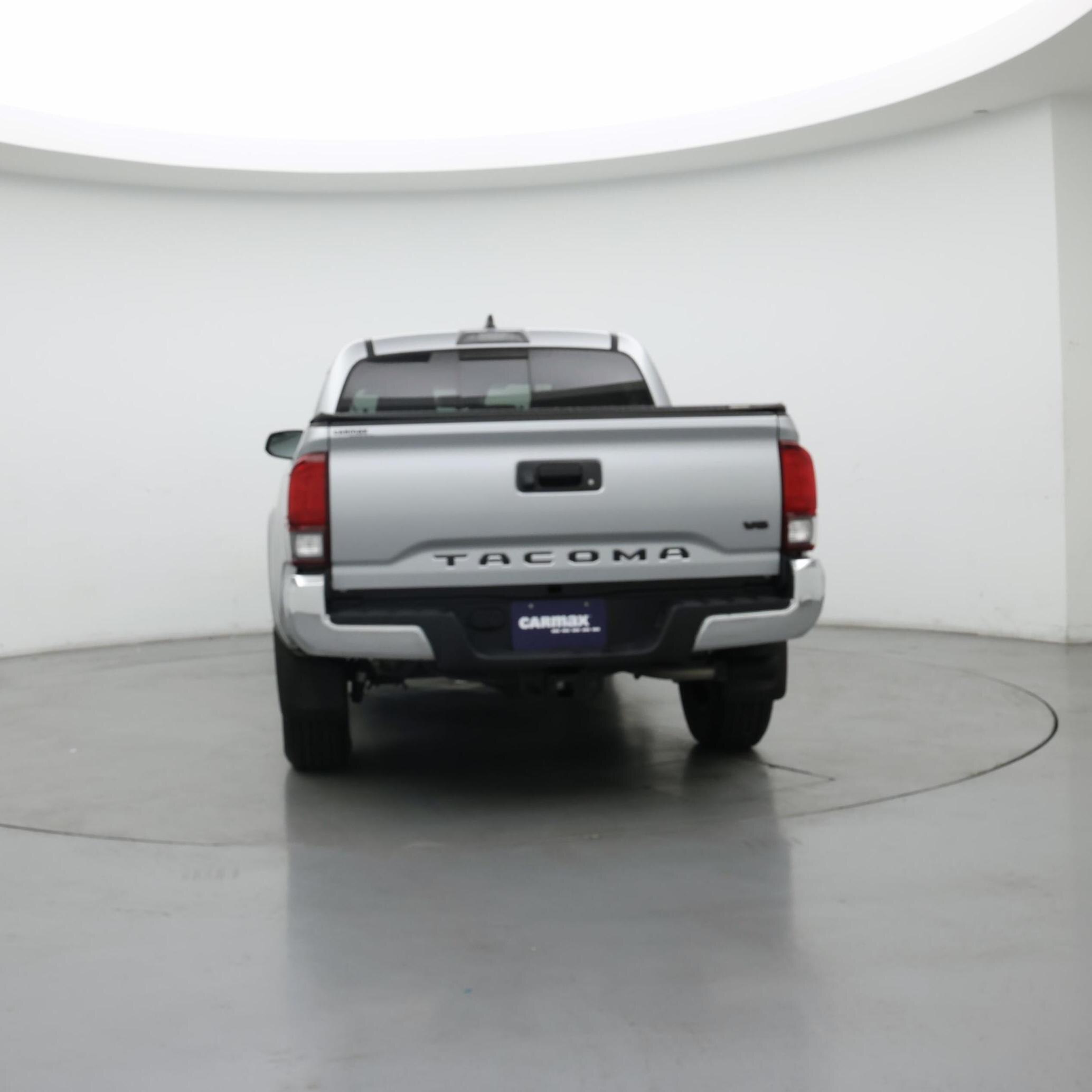 Thumbnail: 2022 Toyota Tacoma - 6