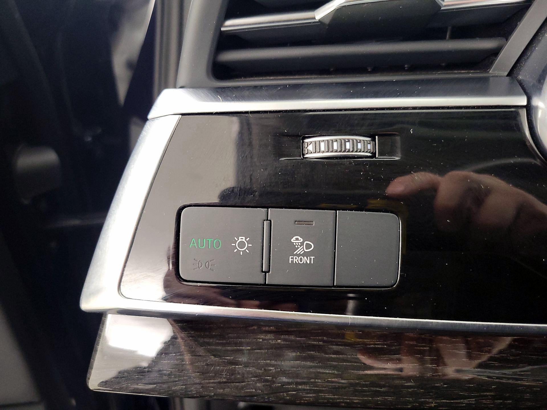 Thumbnail: 2024 Audi Q7 - 13